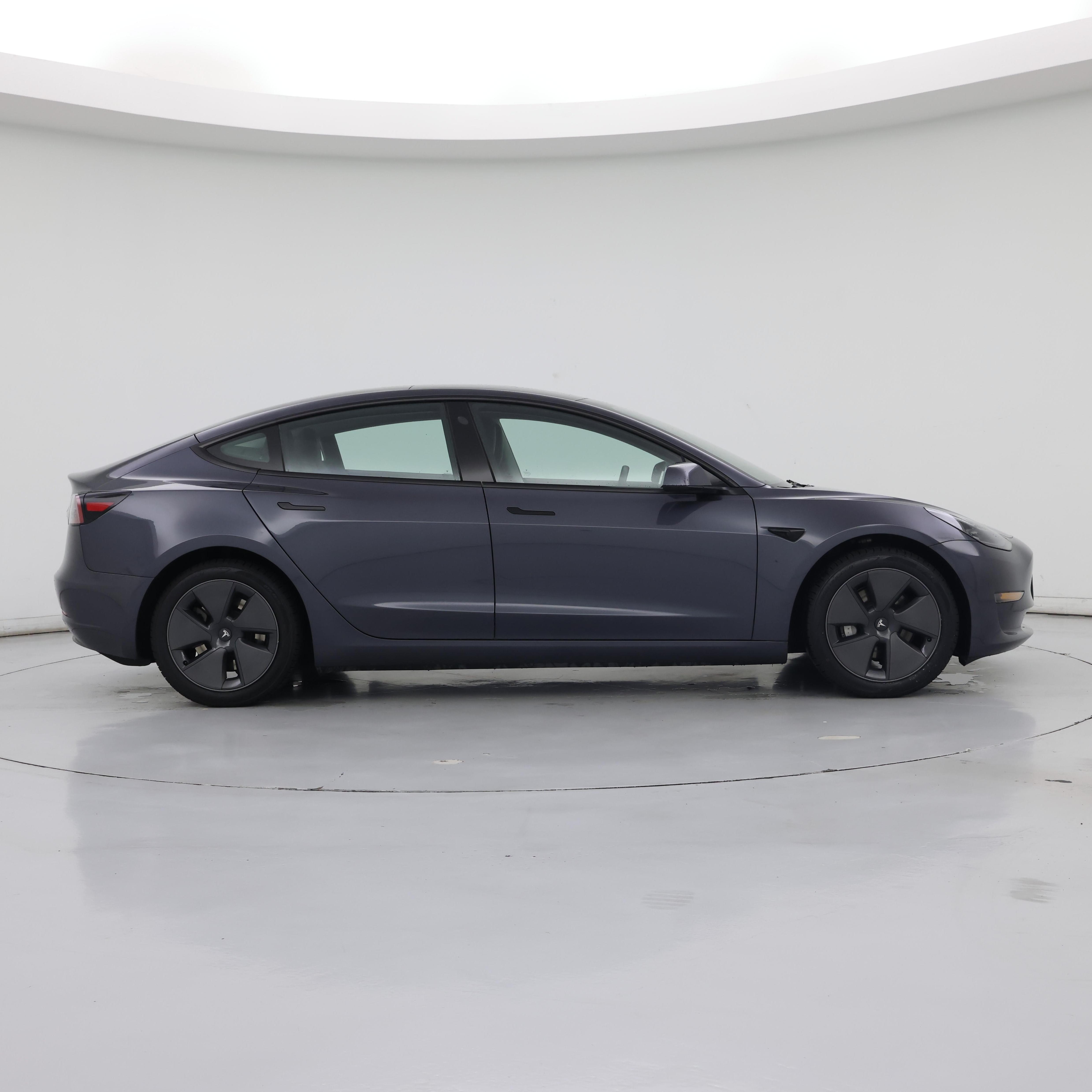 Thumbnail: 2023 Tesla Model 3 - 7