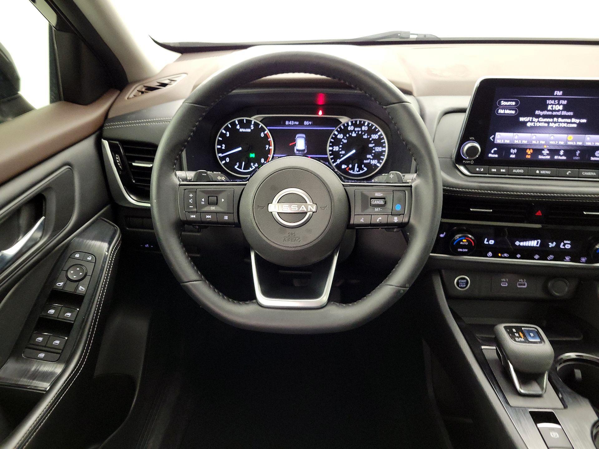Thumbnail: 2022 Nissan Rogue - 10