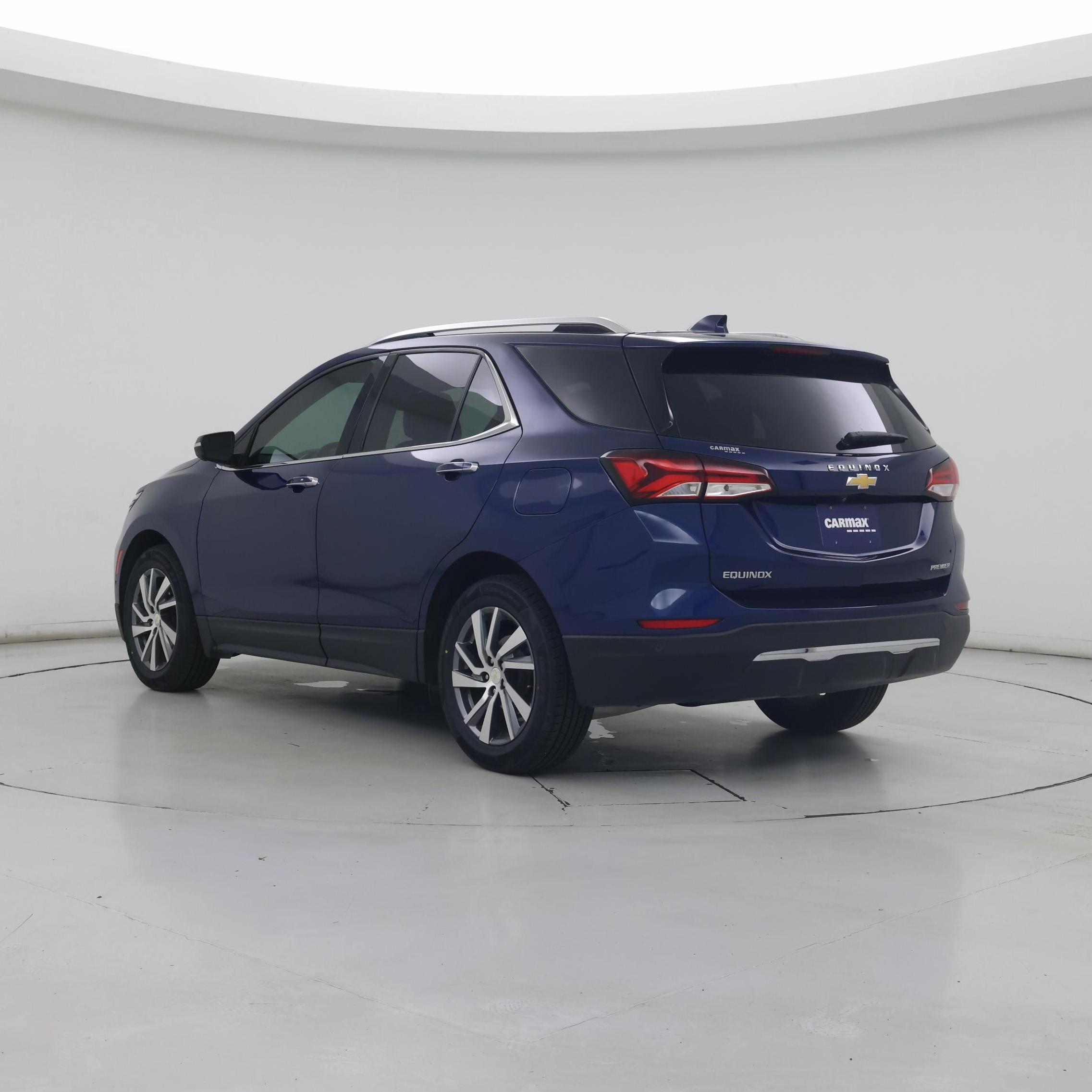 Thumbnail: 2022 Chevrolet Equinox - 2