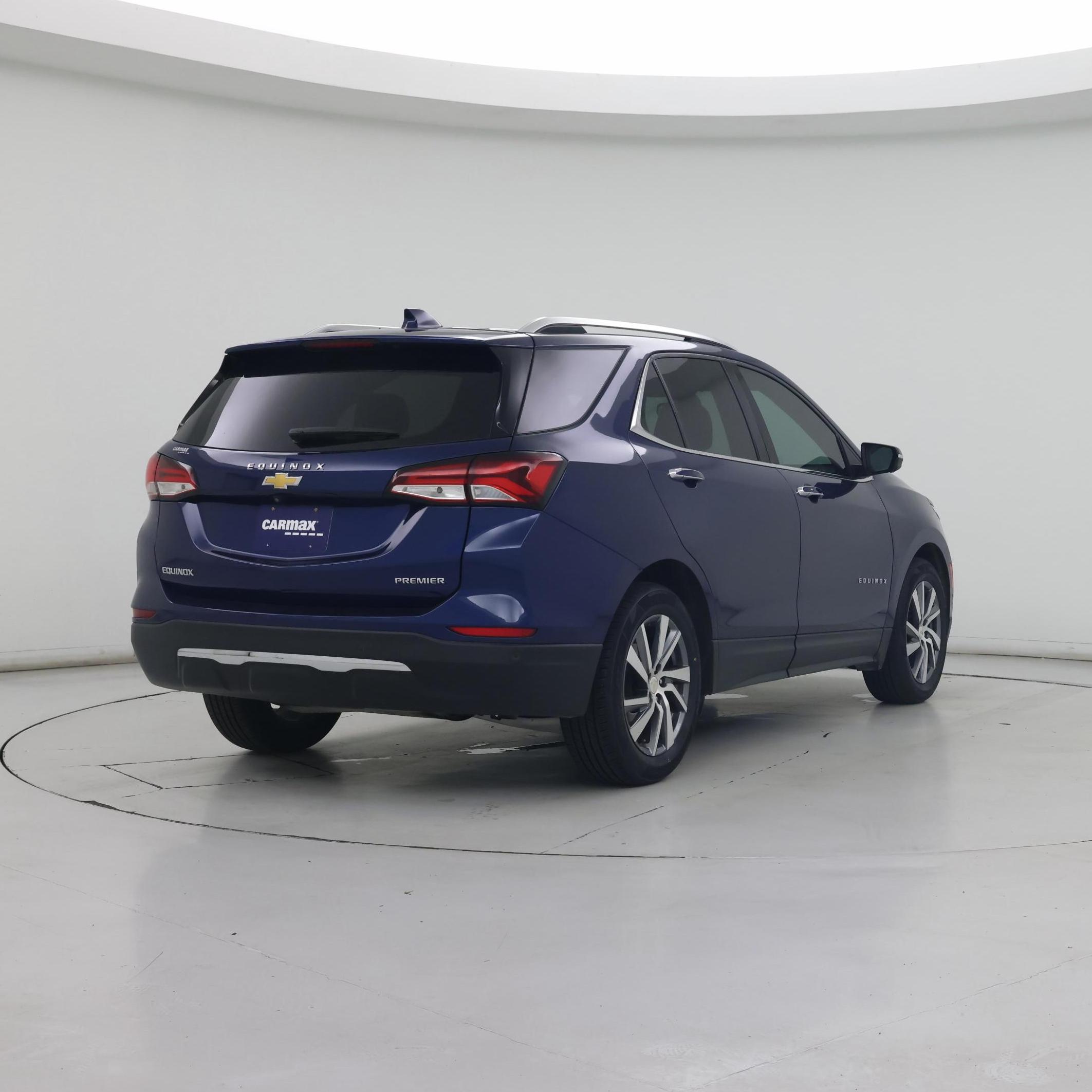 Thumbnail: 2022 Chevrolet Equinox - 8