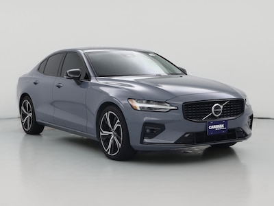 2024 Volvo S60 B5 Plus Dark Theme
