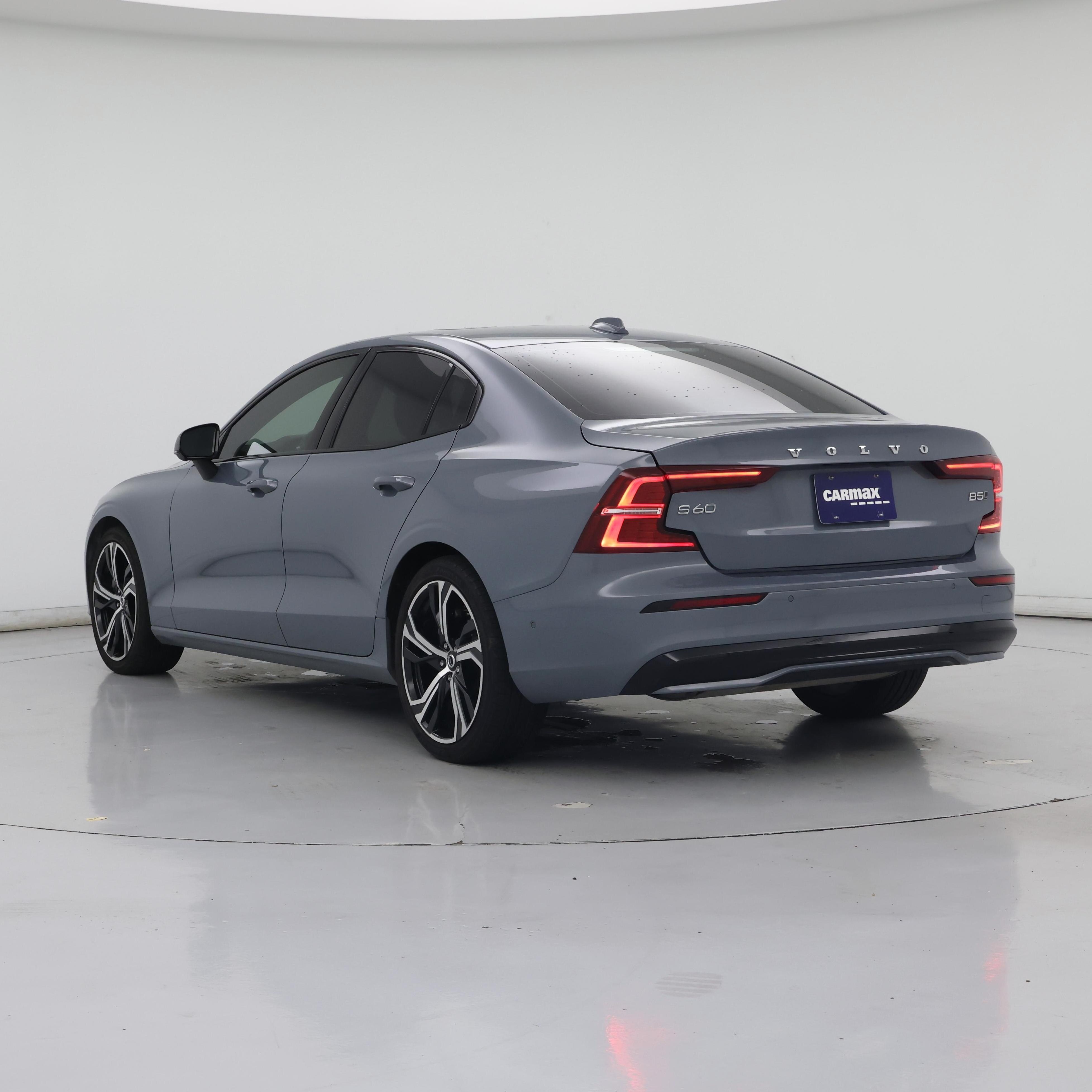 Thumbnail: 2024 Volvo S60 - 2