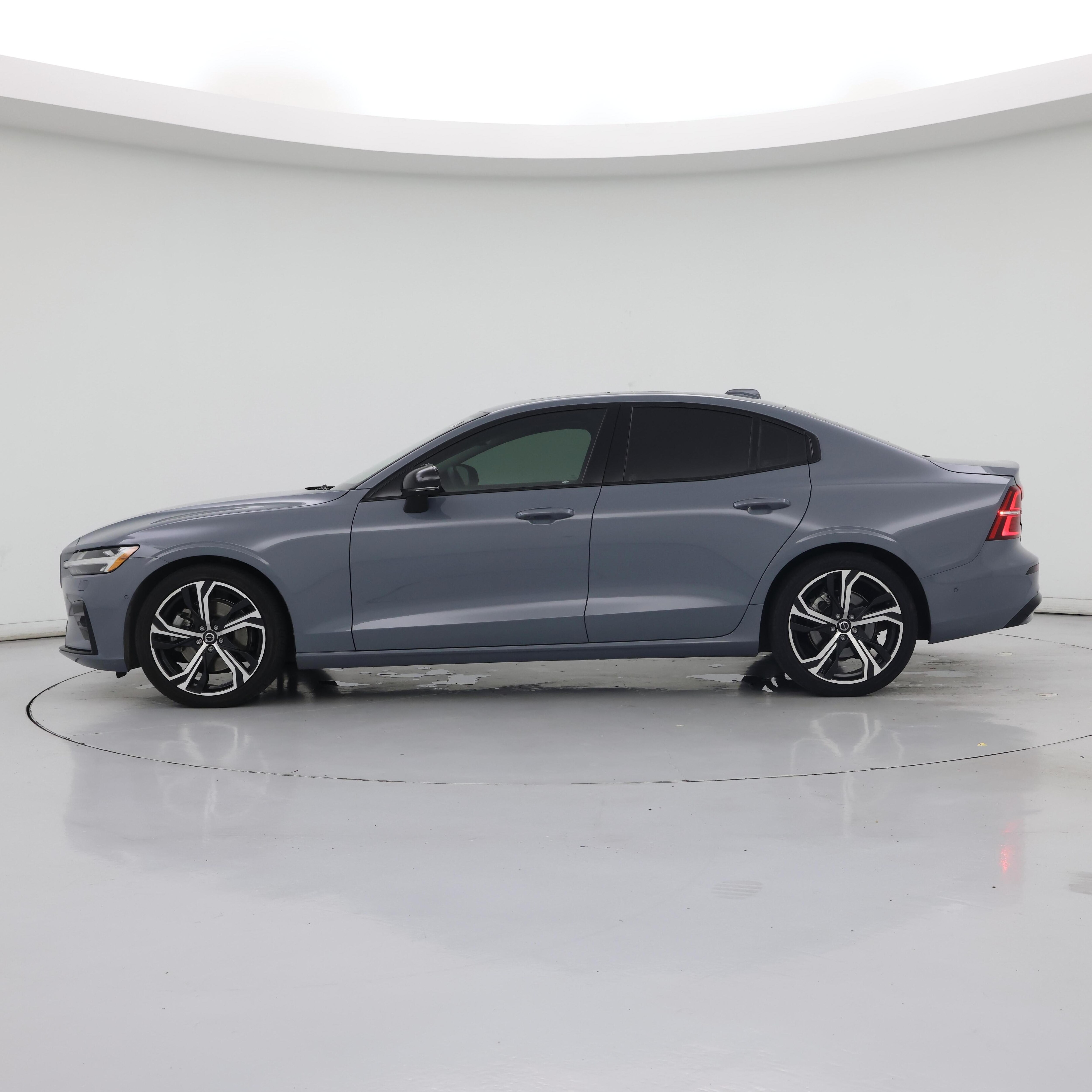Thumbnail: 2024 Volvo S60 - 3