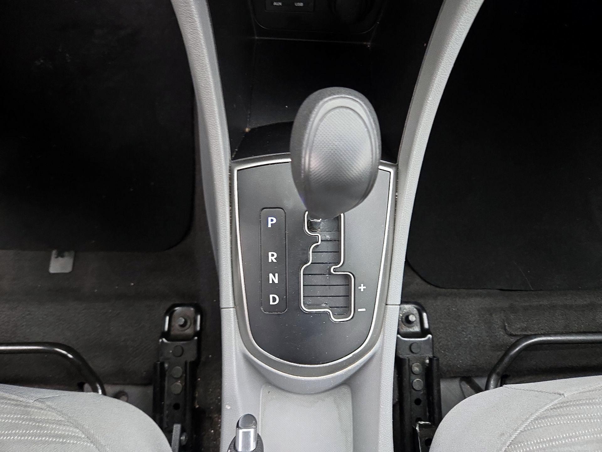 Thumbnail: 2015 Hyundai Accent - 16