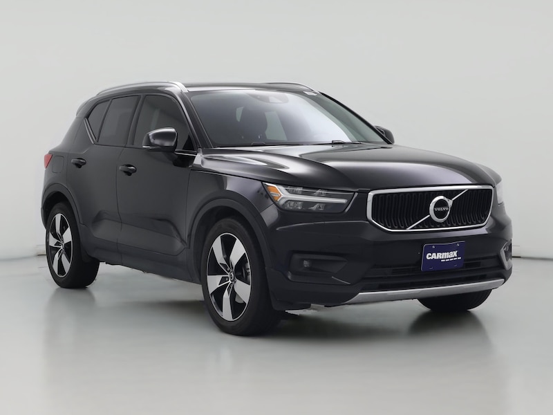 2022 Volvo XC40 T5 Momentum -
                  Irving, TX