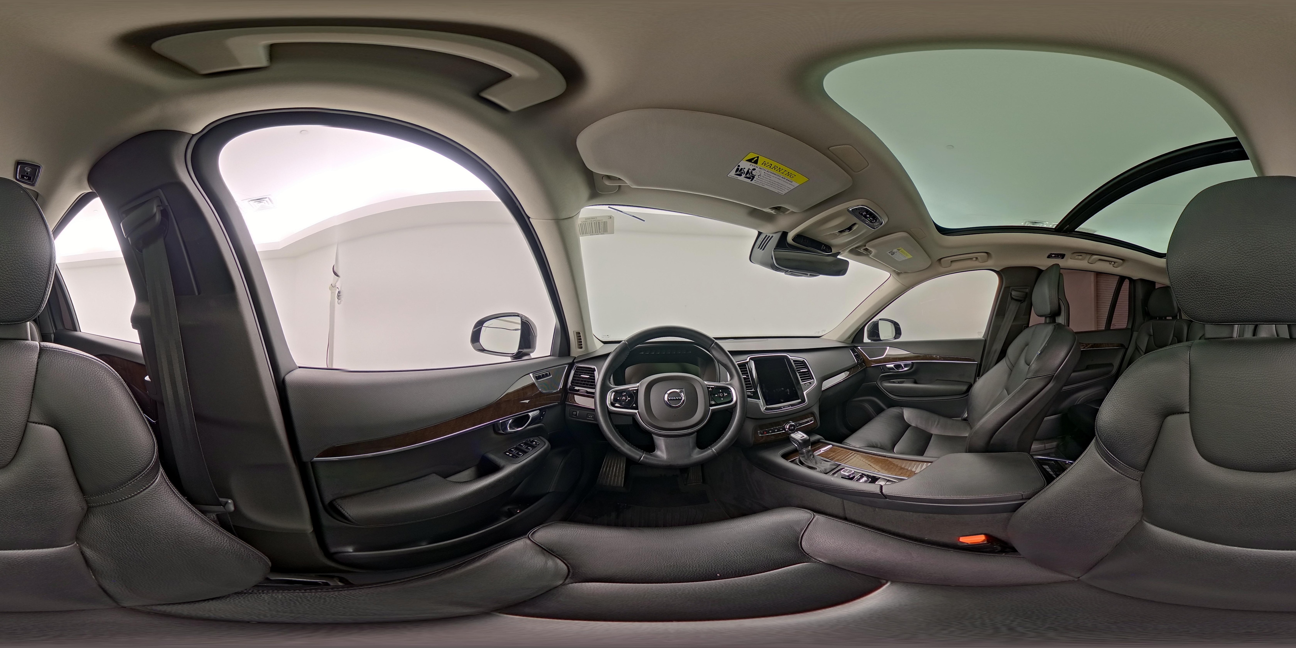 2017 Volvo XC90 Momentum - Photo 29