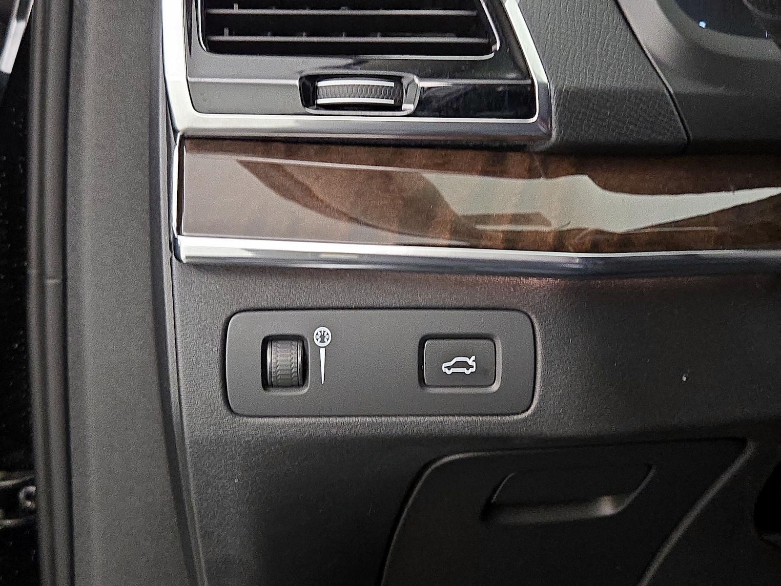 2017 Volvo XC90 Momentum - Photo 14