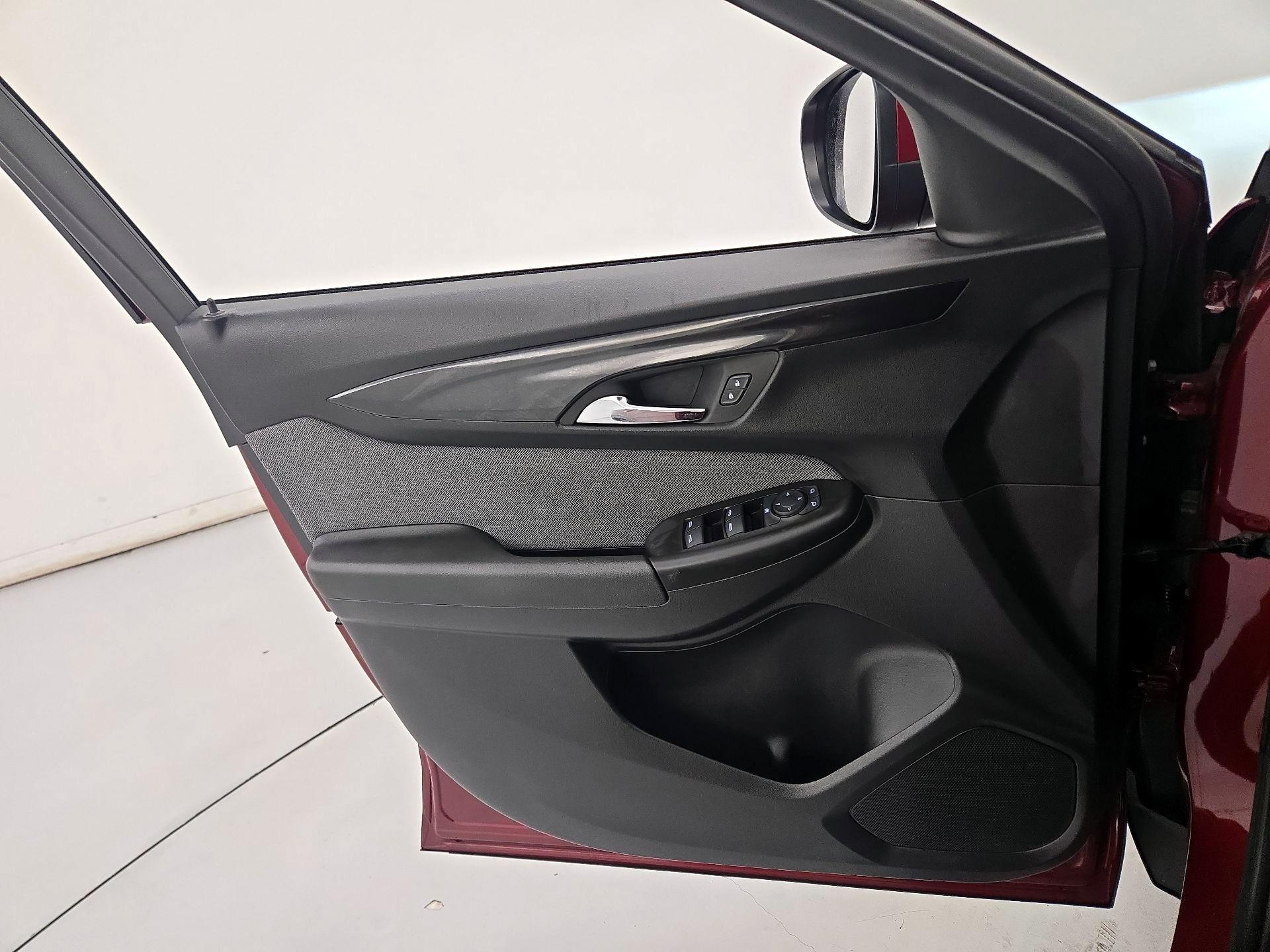Thumbnail: 2024 Chevrolet TrailBlazer - 12