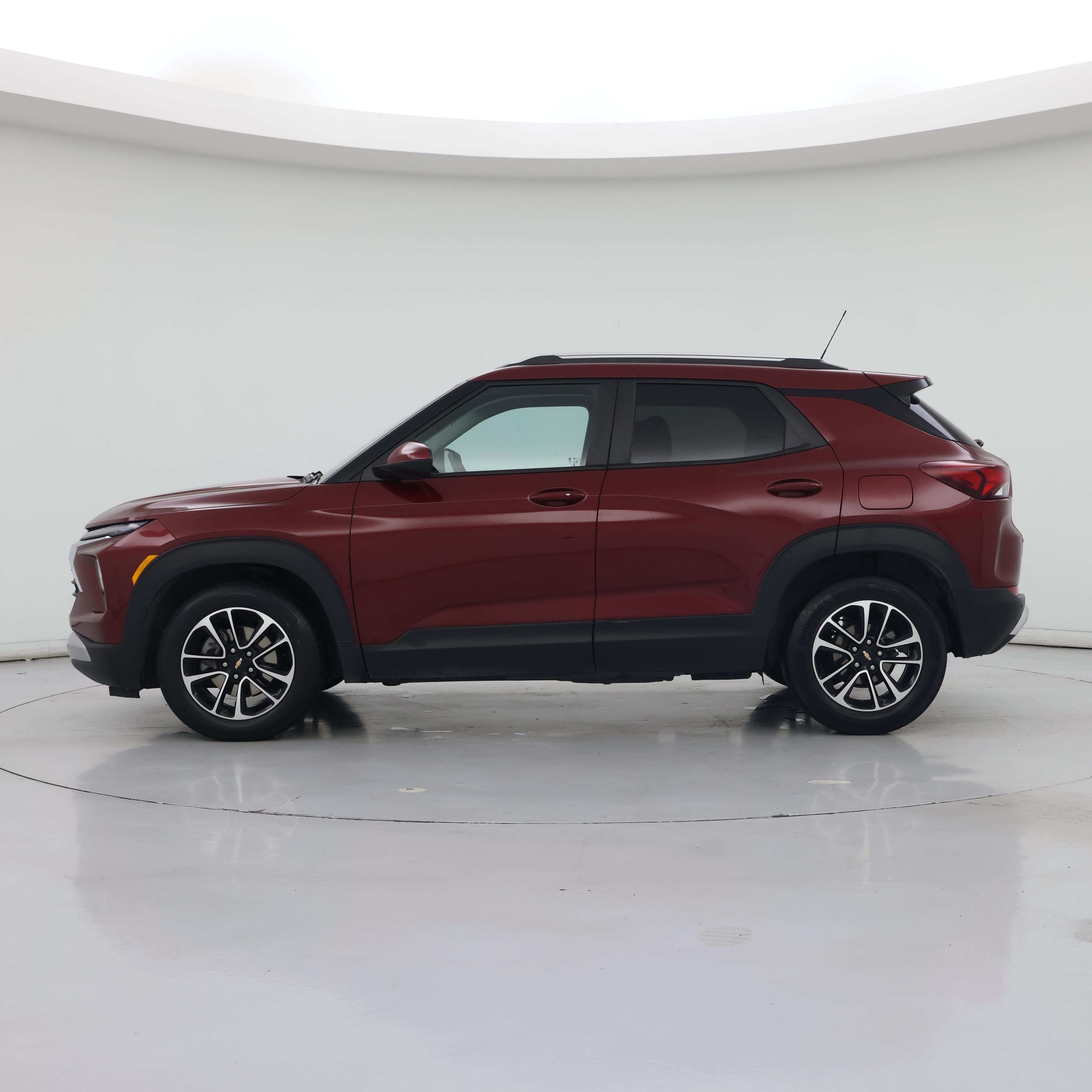 Thumbnail: 2024 Chevrolet TrailBlazer - 3