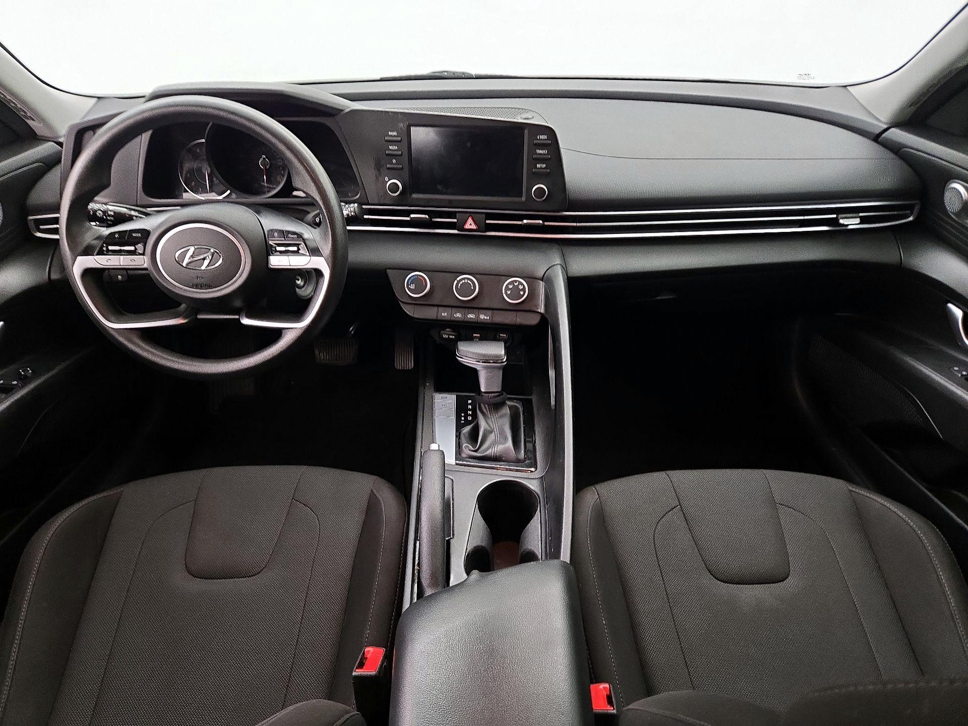 Thumbnail: 2021 Hyundai Elantra - 9