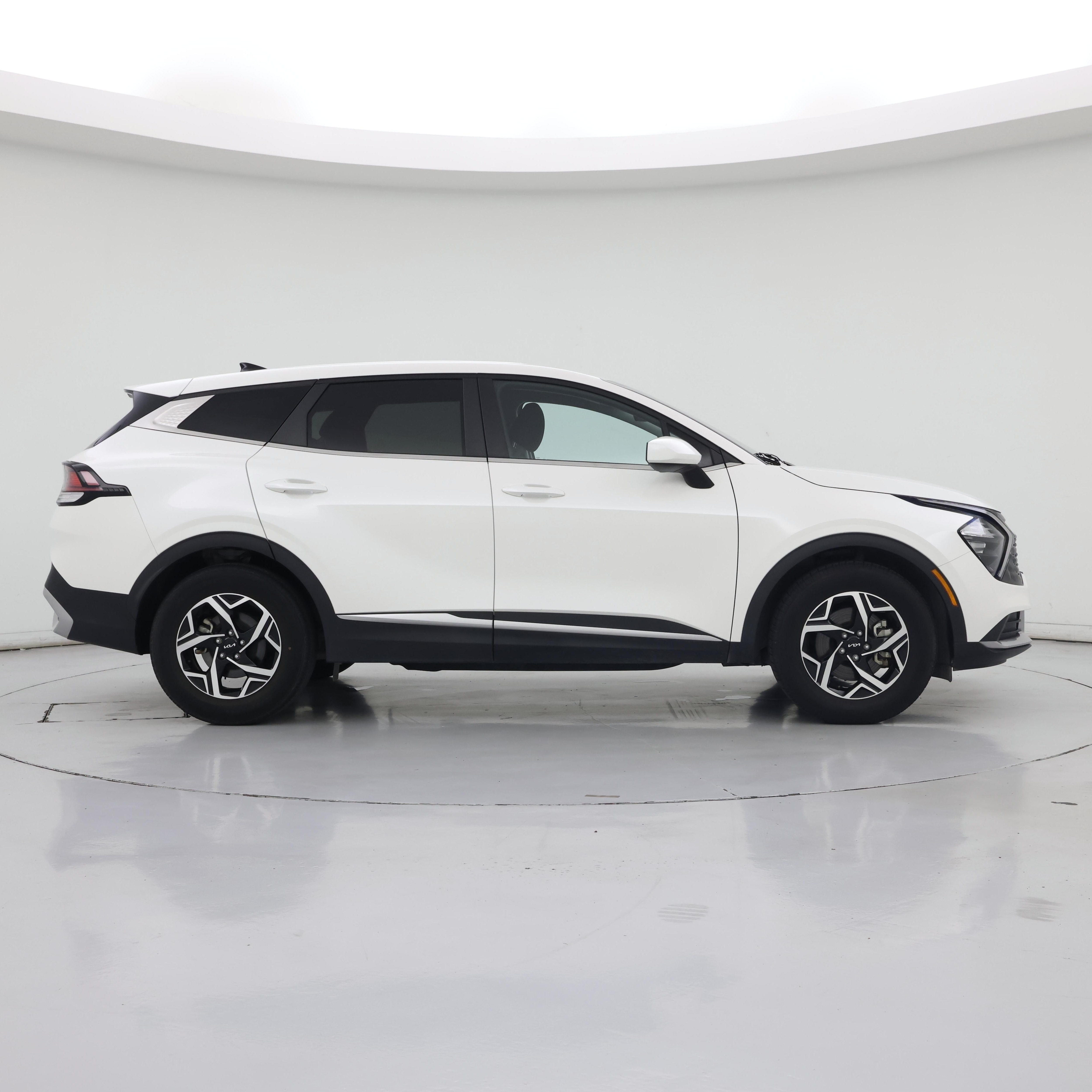 Thumbnail: 2023 Kia Sportage - 7