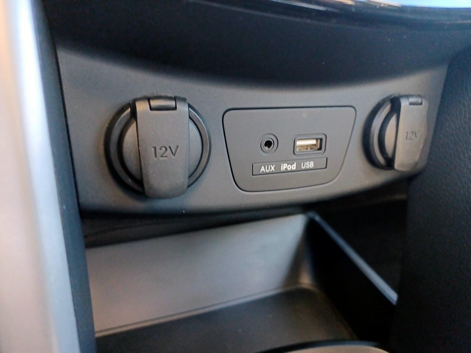 2016 Hyundai Elantra GT Base - Photo 17