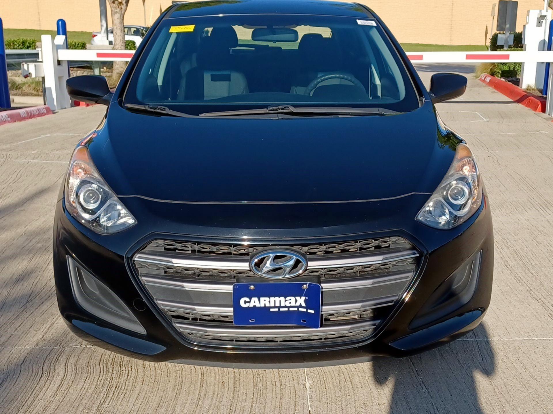 Thumbnail: 2016 Hyundai Elantra - 2