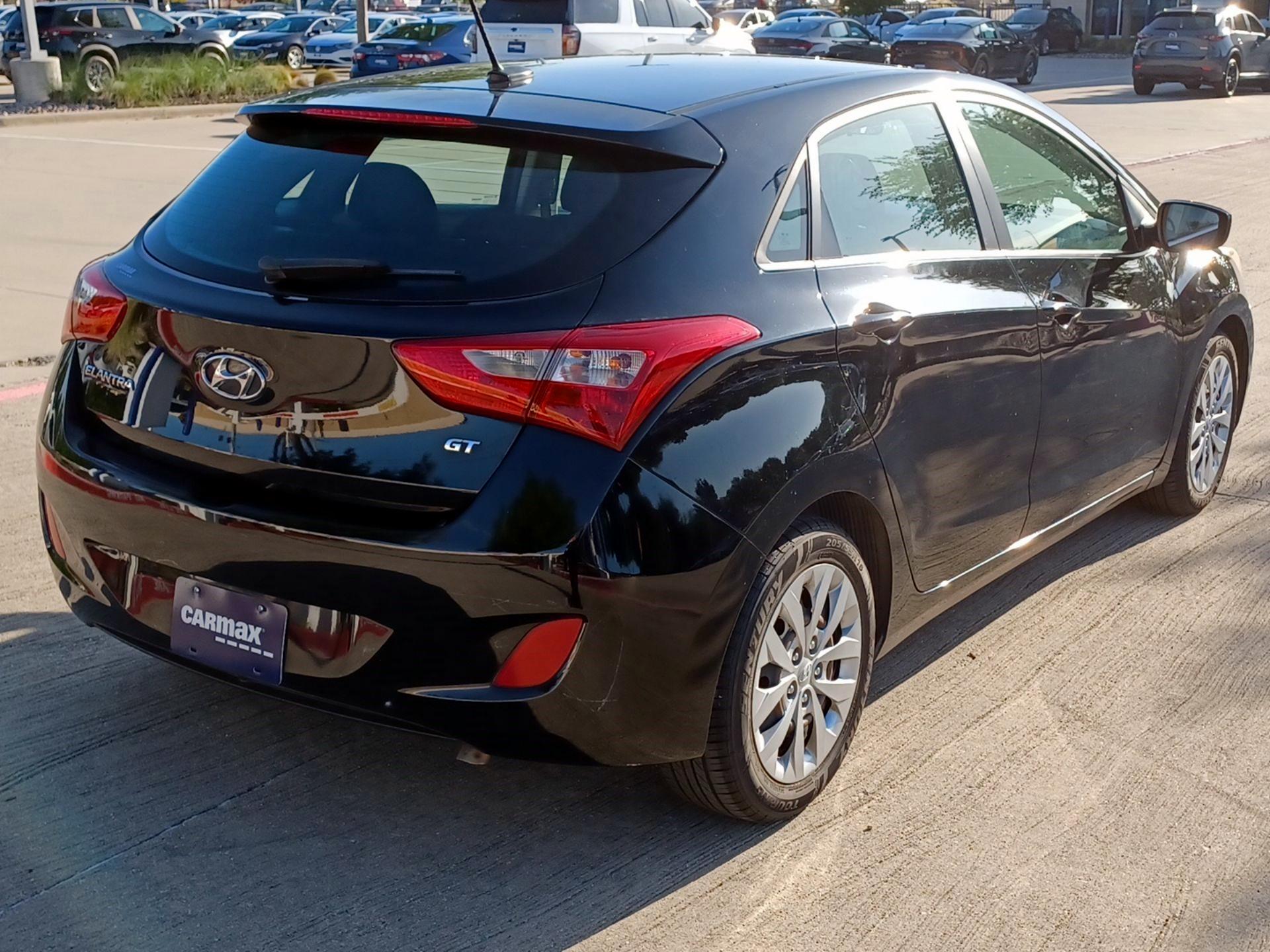 Thumbnail: 2016 Hyundai Elantra - 5