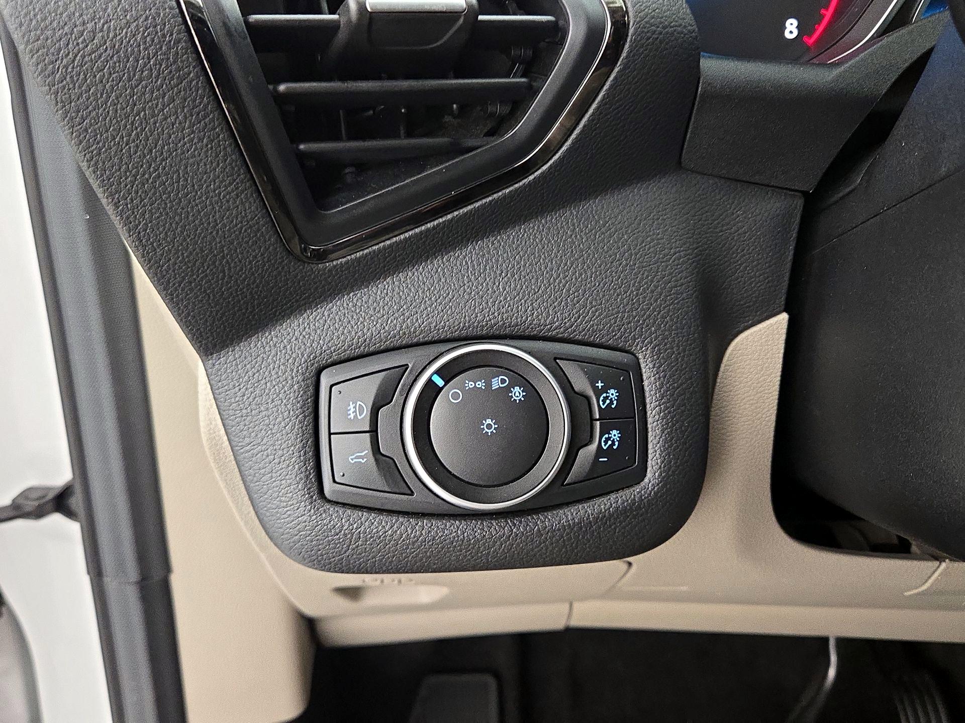 Thumbnail: 2017 Ford Escape - 13