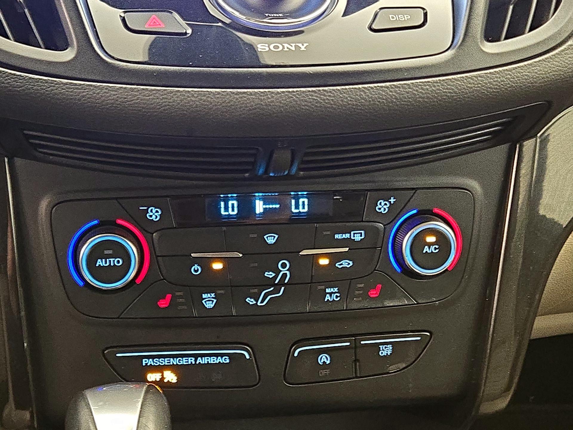 Thumbnail: 2017 Ford Escape - 17