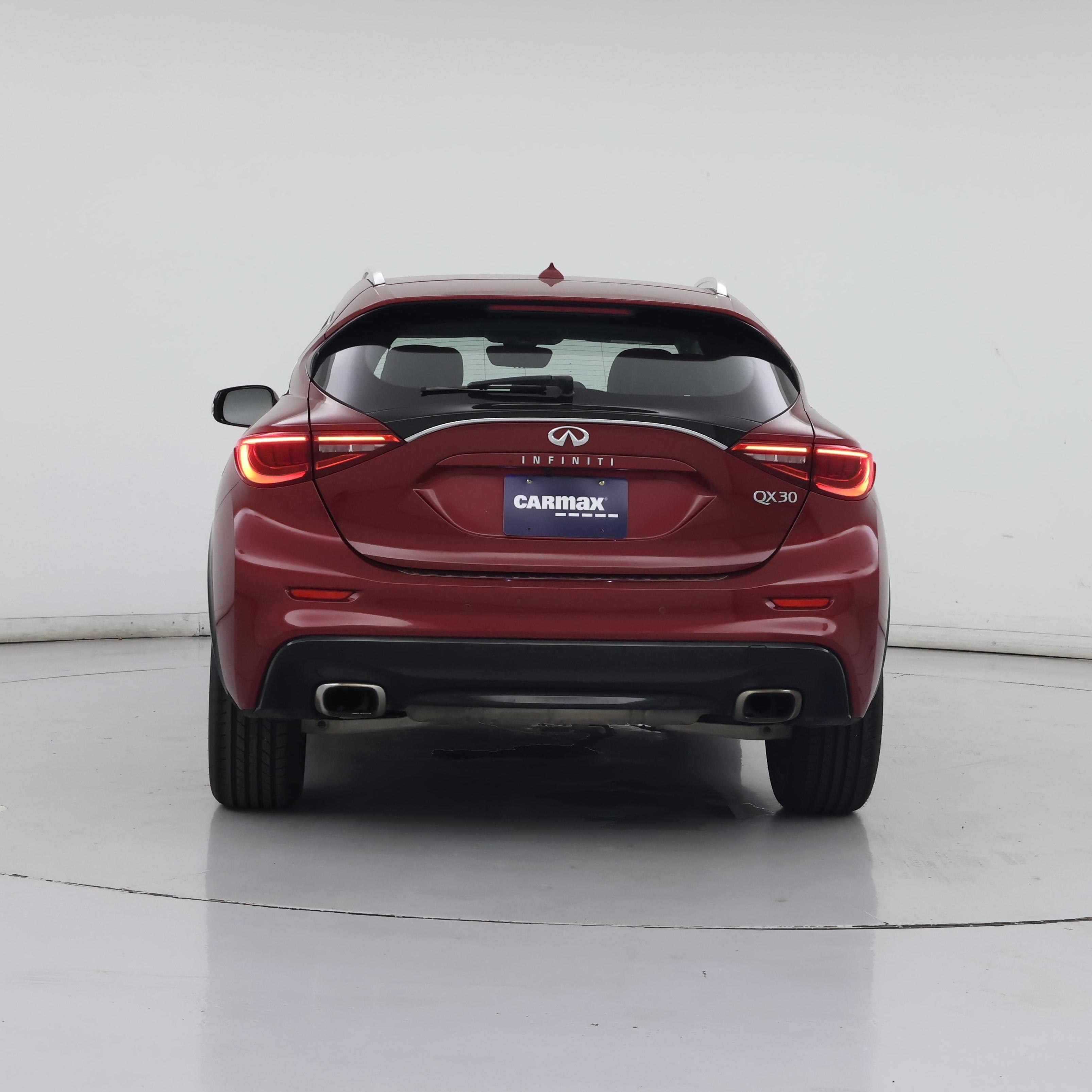 Thumbnail: 2017 INFINITI QX30 - 6