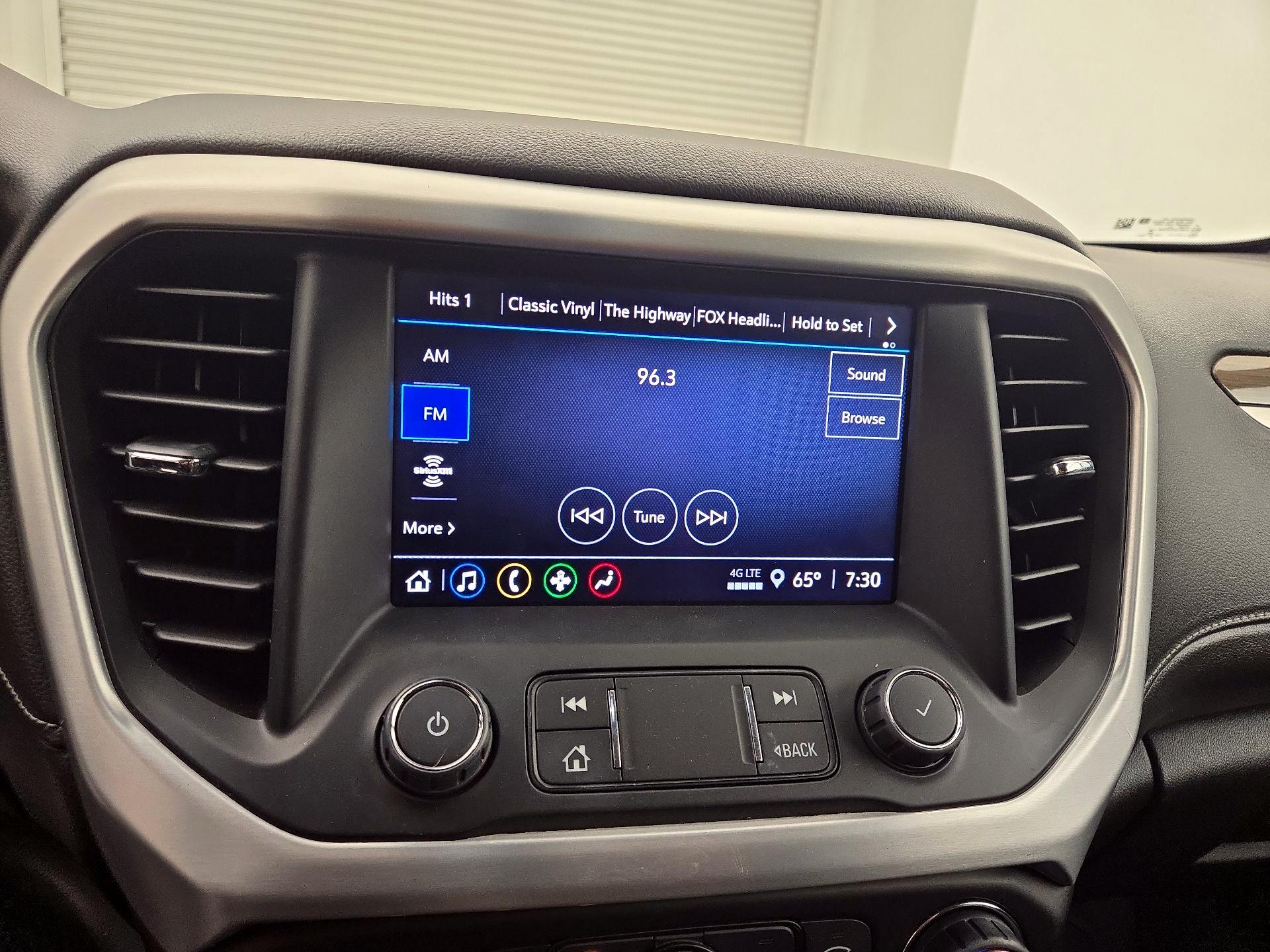 Thumbnail: 2022 GMC Acadia - 15