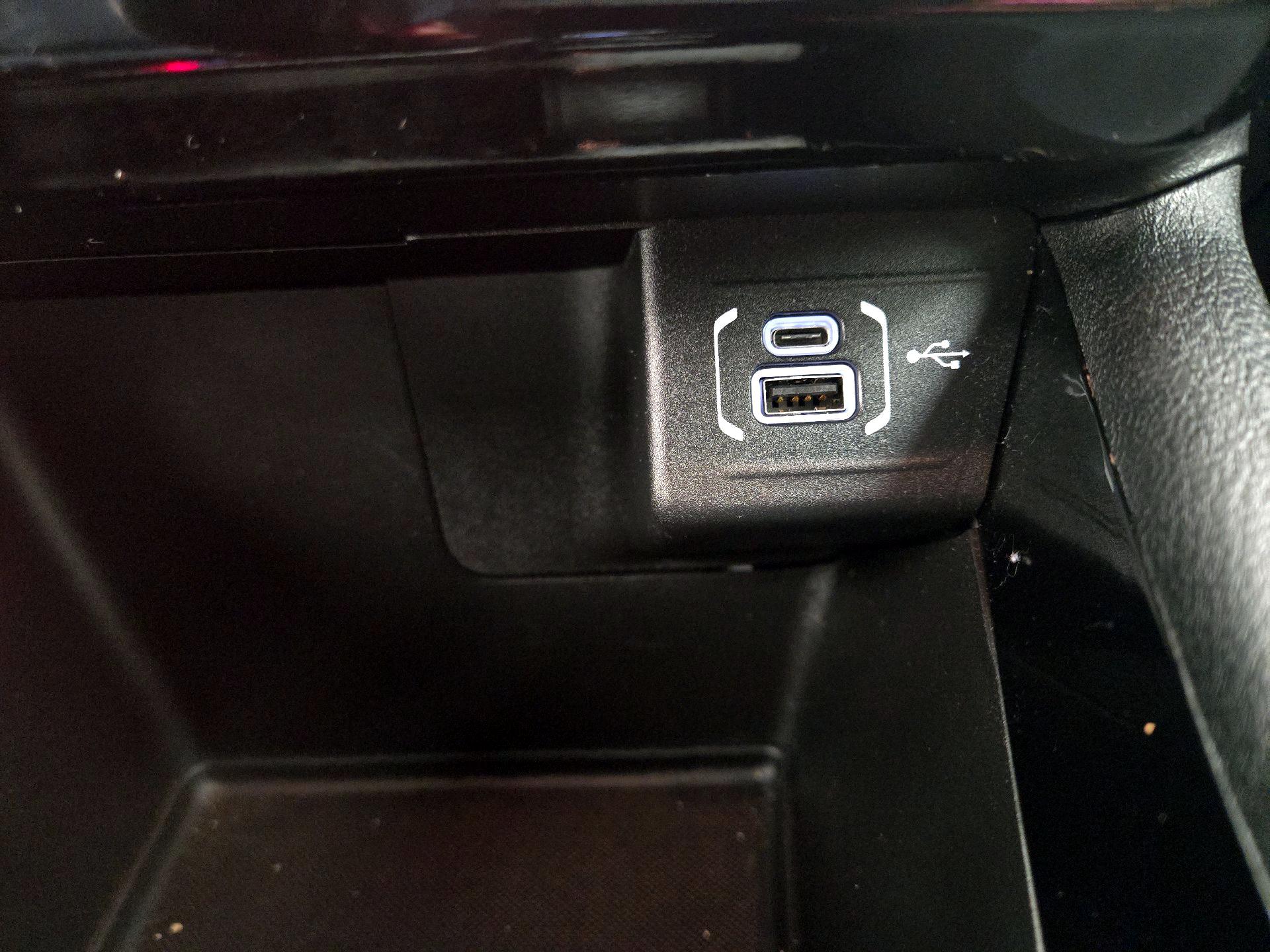 Thumbnail: 2023 Jeep Compass - 18