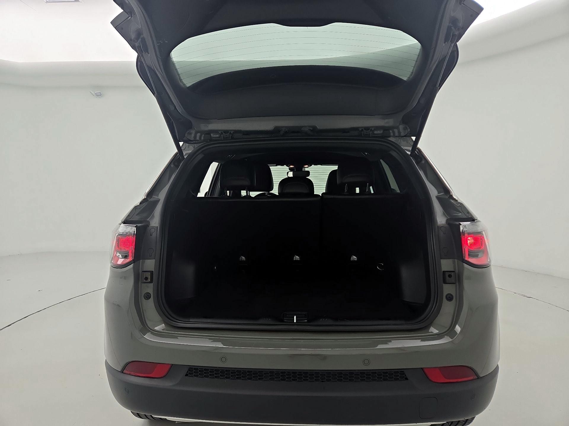 Thumbnail: 2023 Jeep Compass - 20