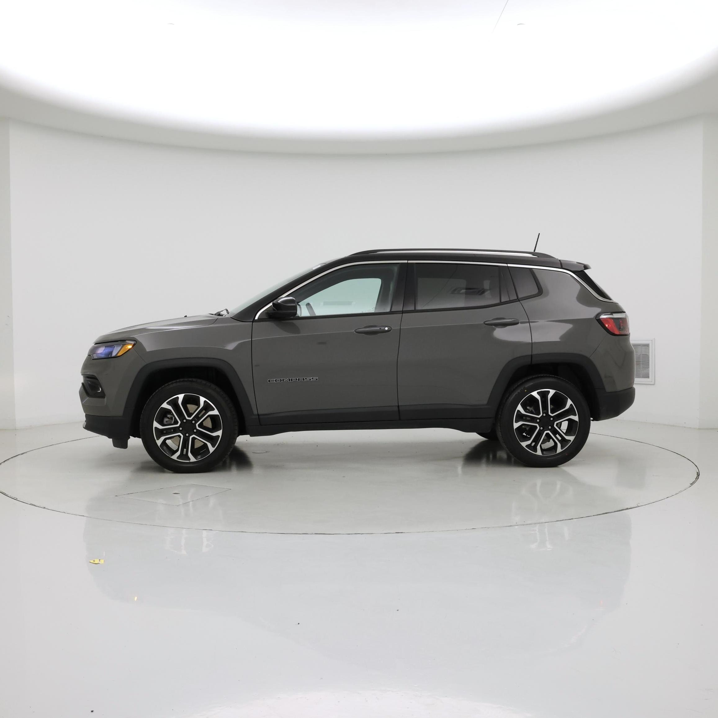 Thumbnail: 2023 Jeep Compass - 3