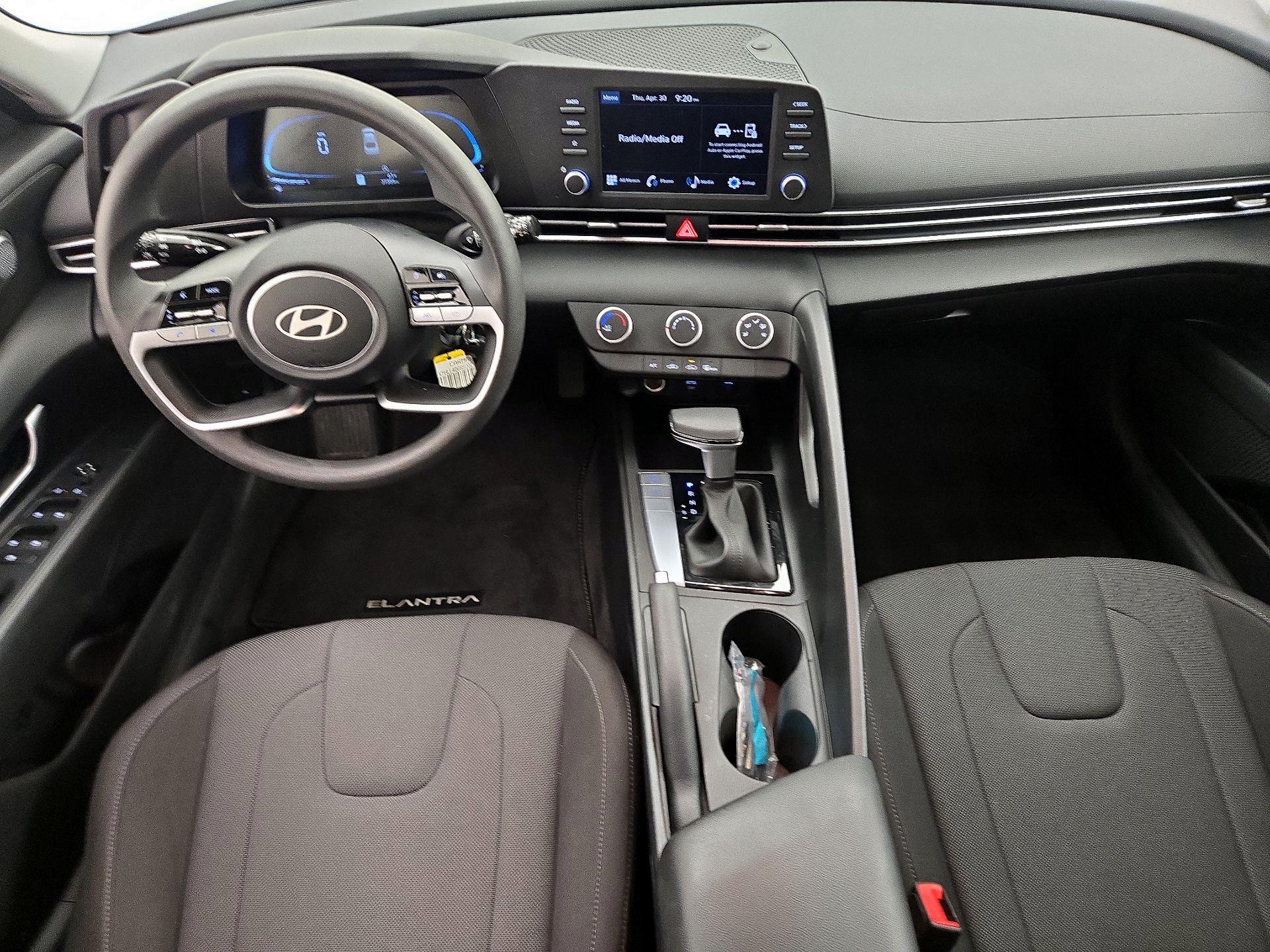 Thumbnail: 2025 Hyundai Elantra - 9