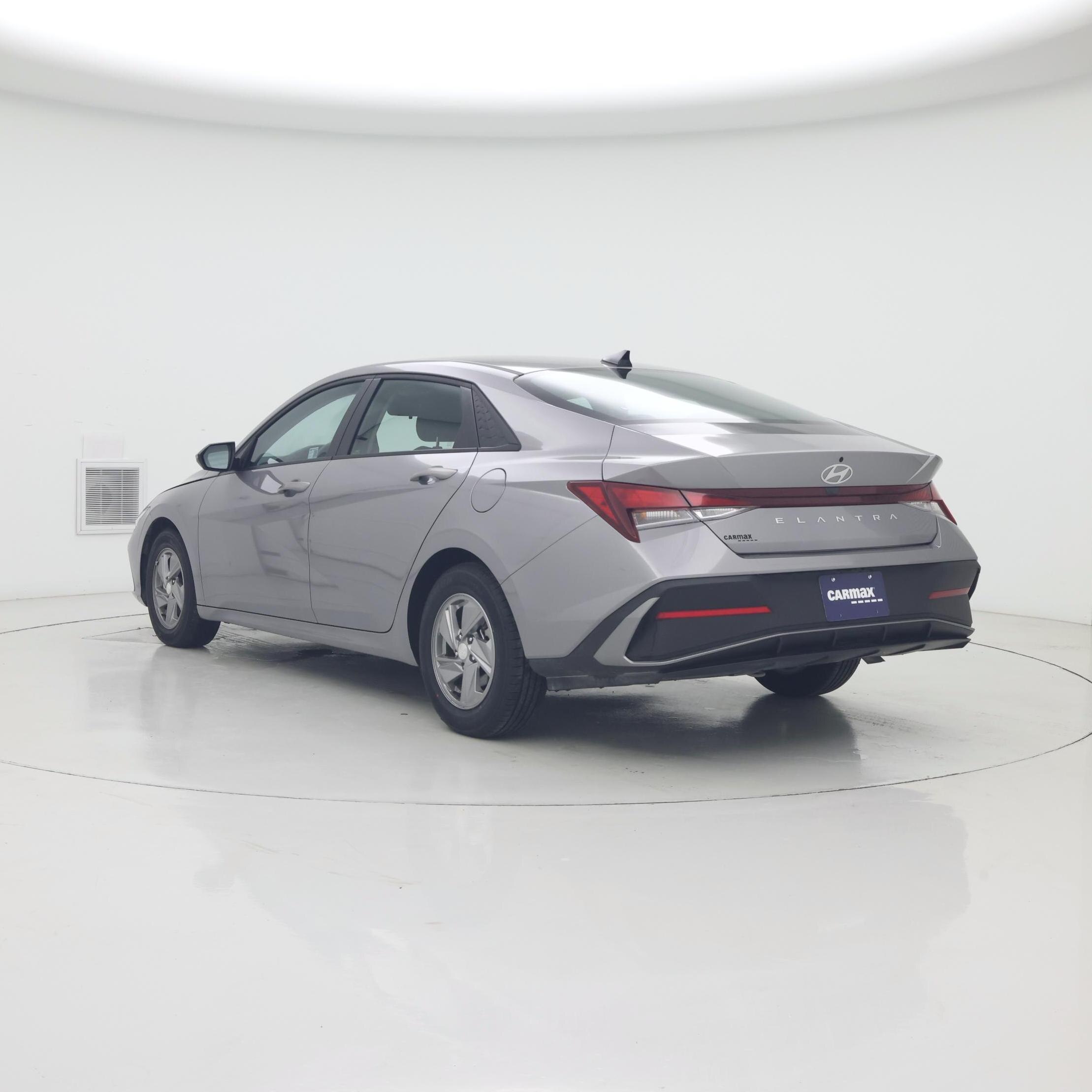Thumbnail: 2025 Hyundai Elantra - 2