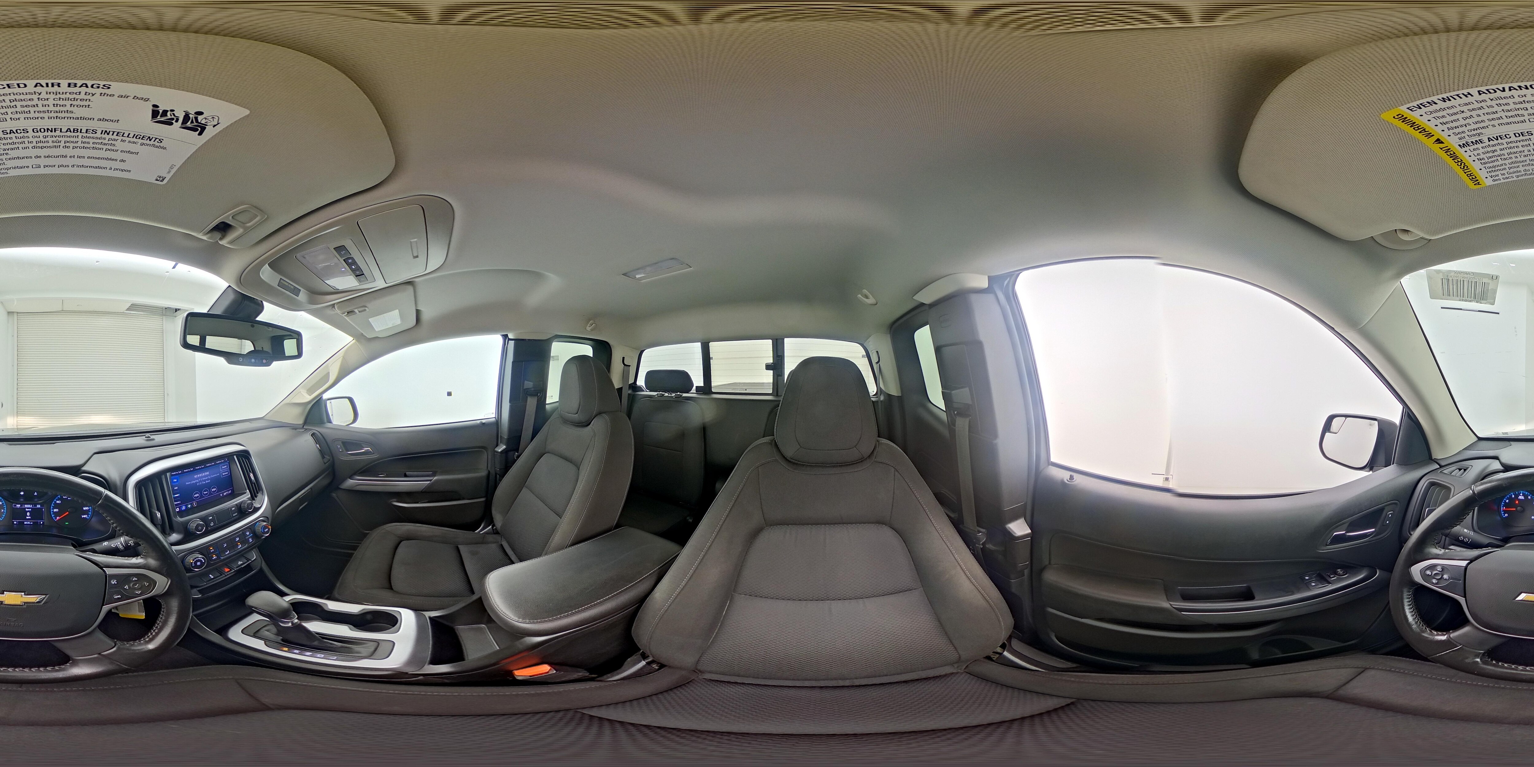 2022 Chevrolet Colorado LT - Photo 25