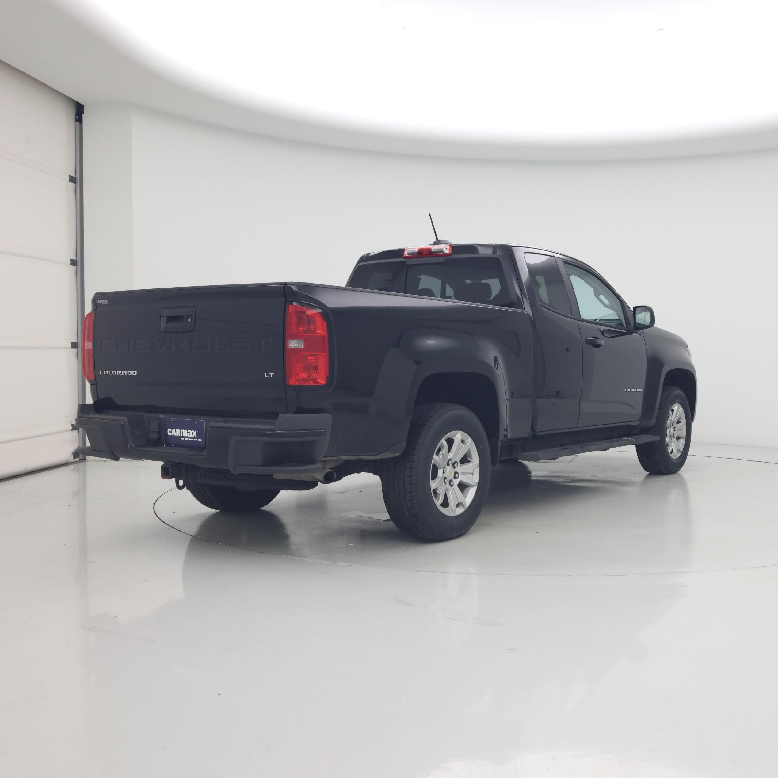 Thumbnail: 2022 Chevrolet Colorado - 8