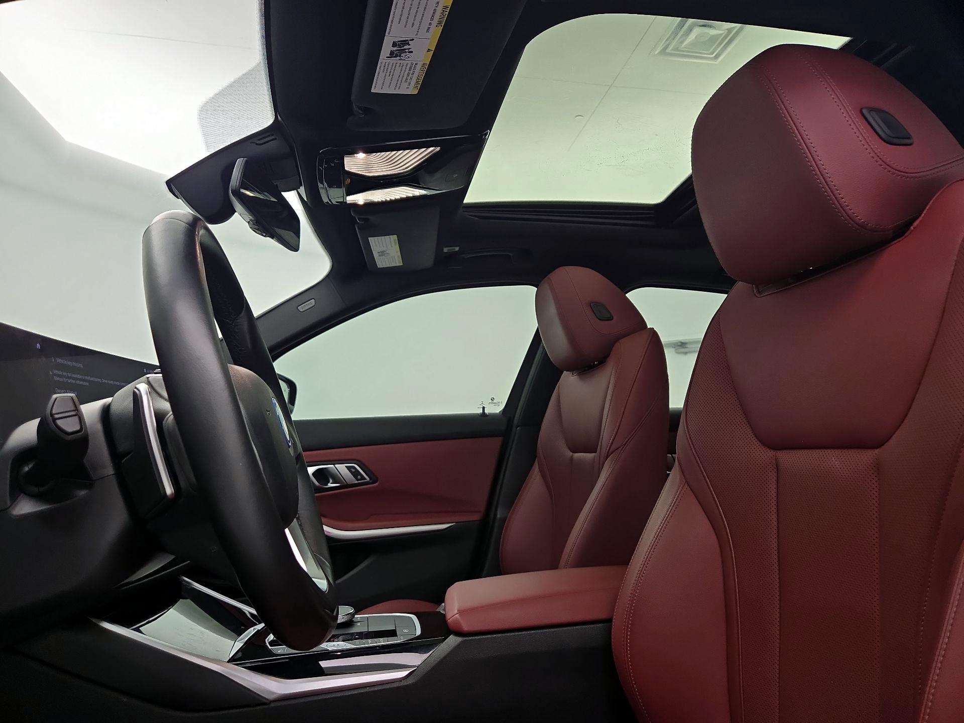 Thumbnail: 2023 BMW 3 Series - 20