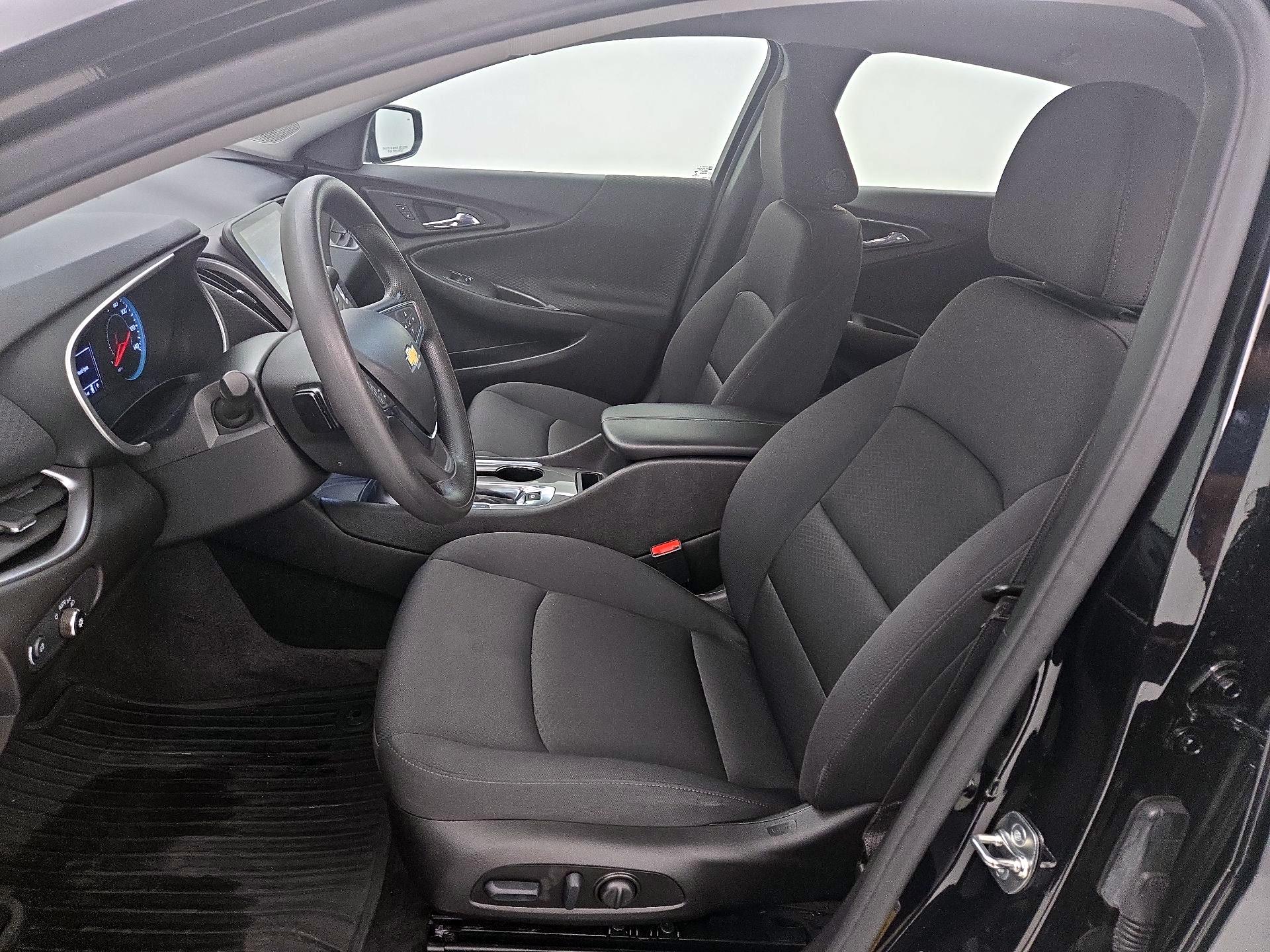Thumbnail: 2025 Chevrolet Malibu - 11