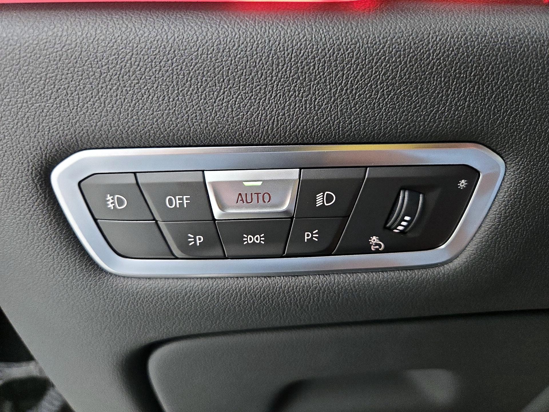 Thumbnail: 2021 BMW X5 - 13