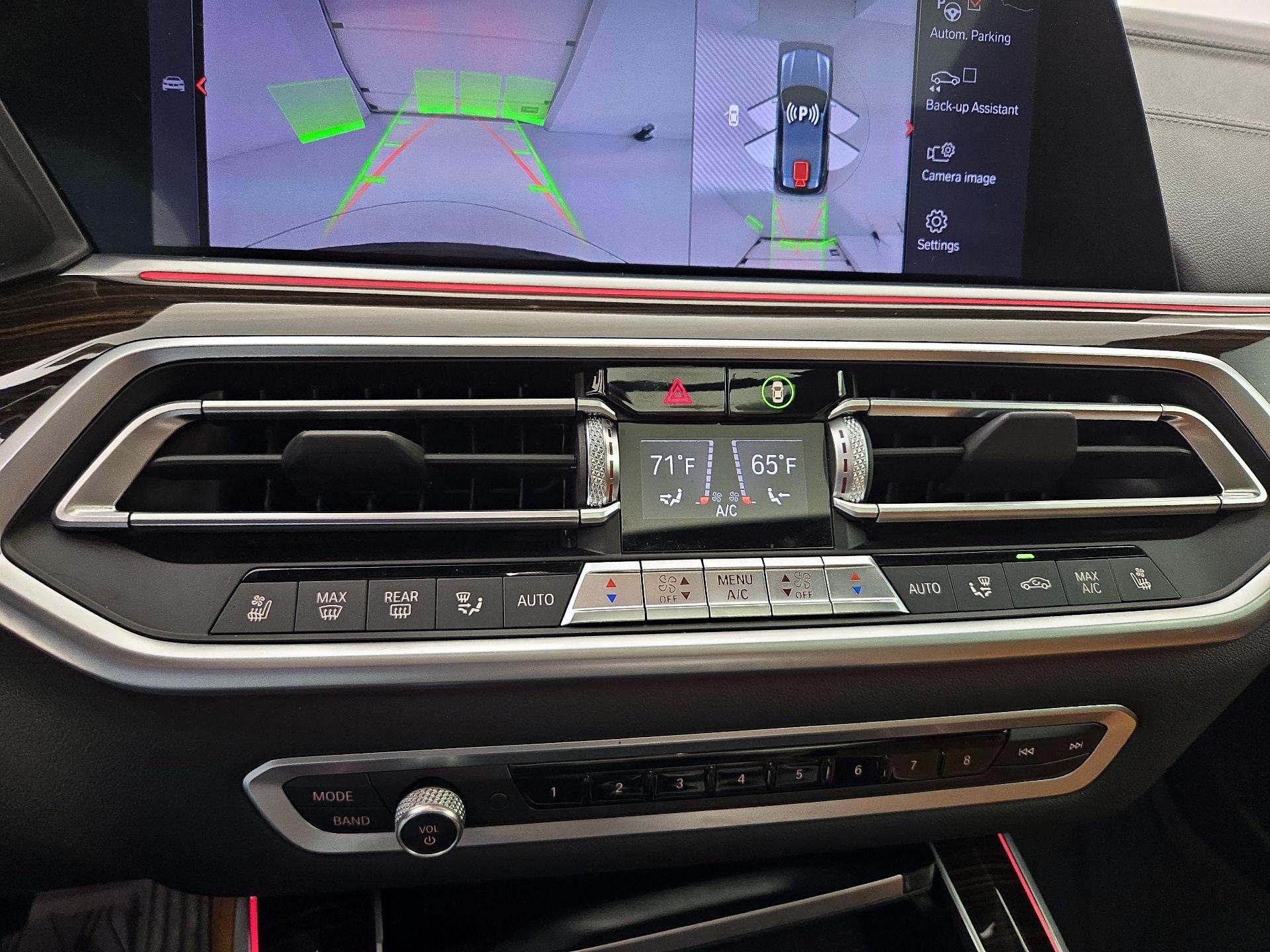 Thumbnail: 2021 BMW X5 - 17
