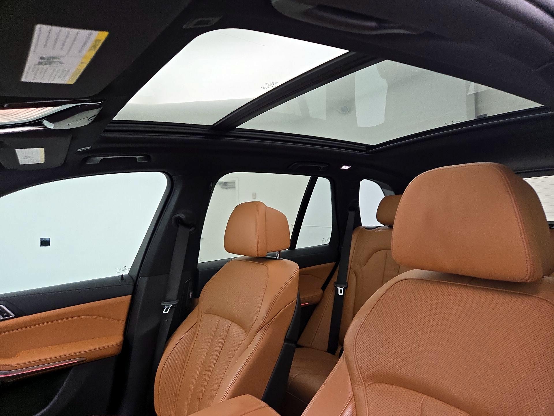 Thumbnail: 2021 BMW X5 - 20