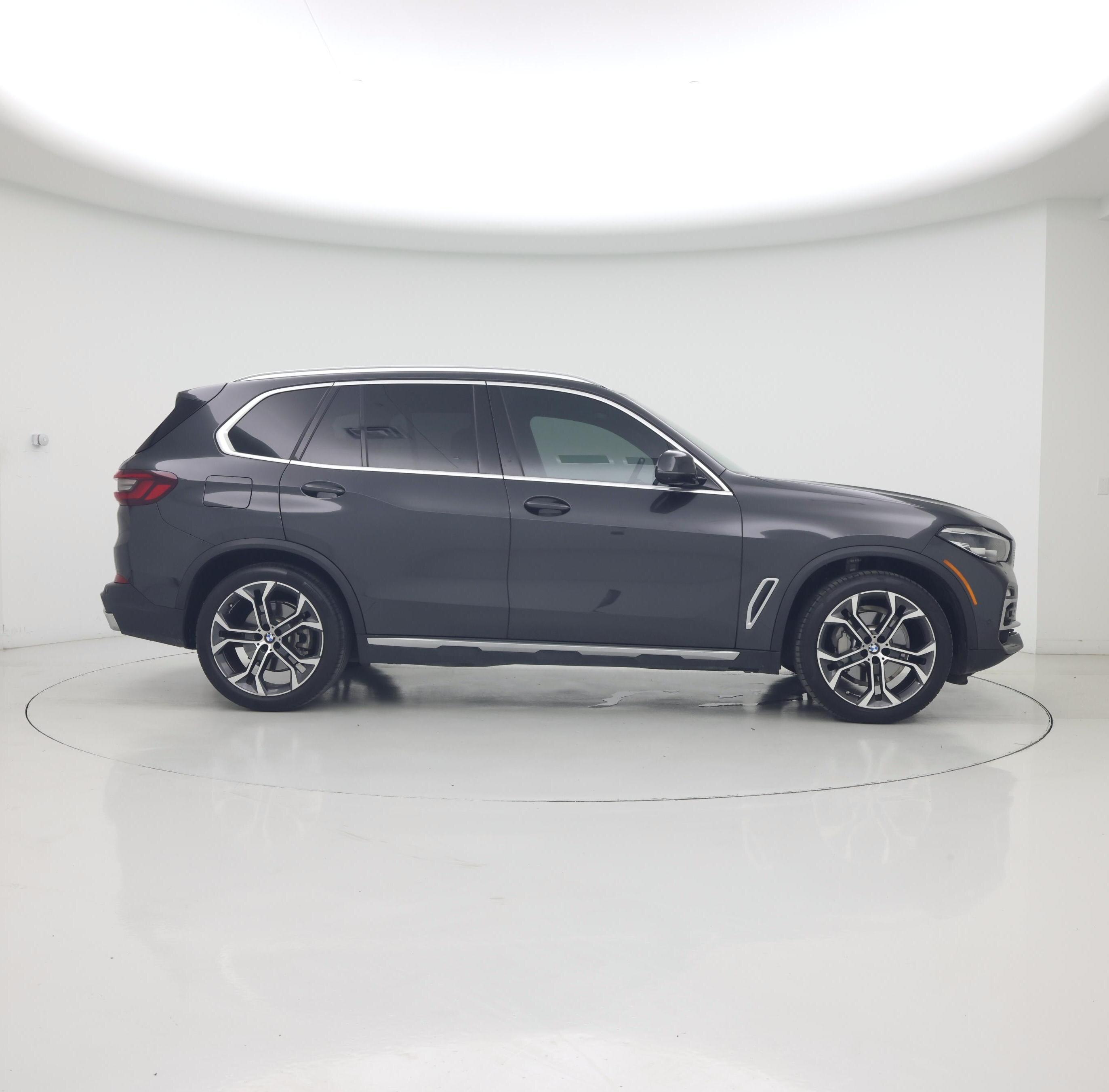 Thumbnail: 2021 BMW X5 - 7