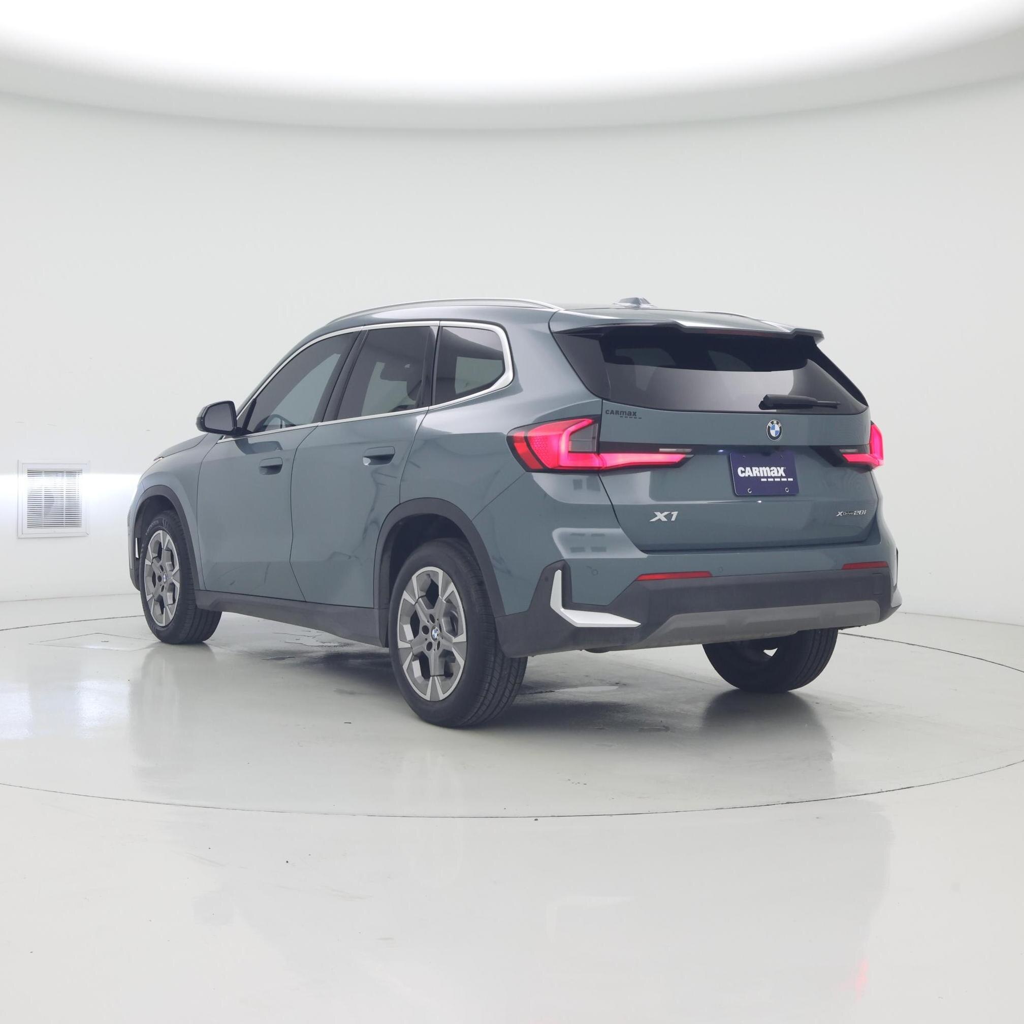 Thumbnail: 2023 BMW X1 - 2