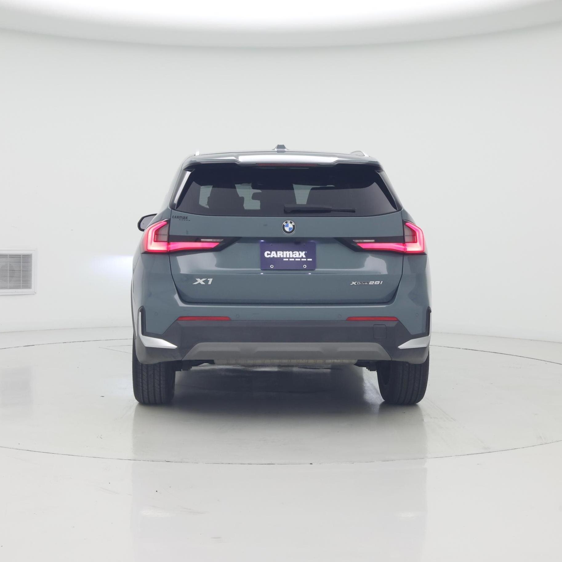 Thumbnail: 2023 BMW X1 - 6