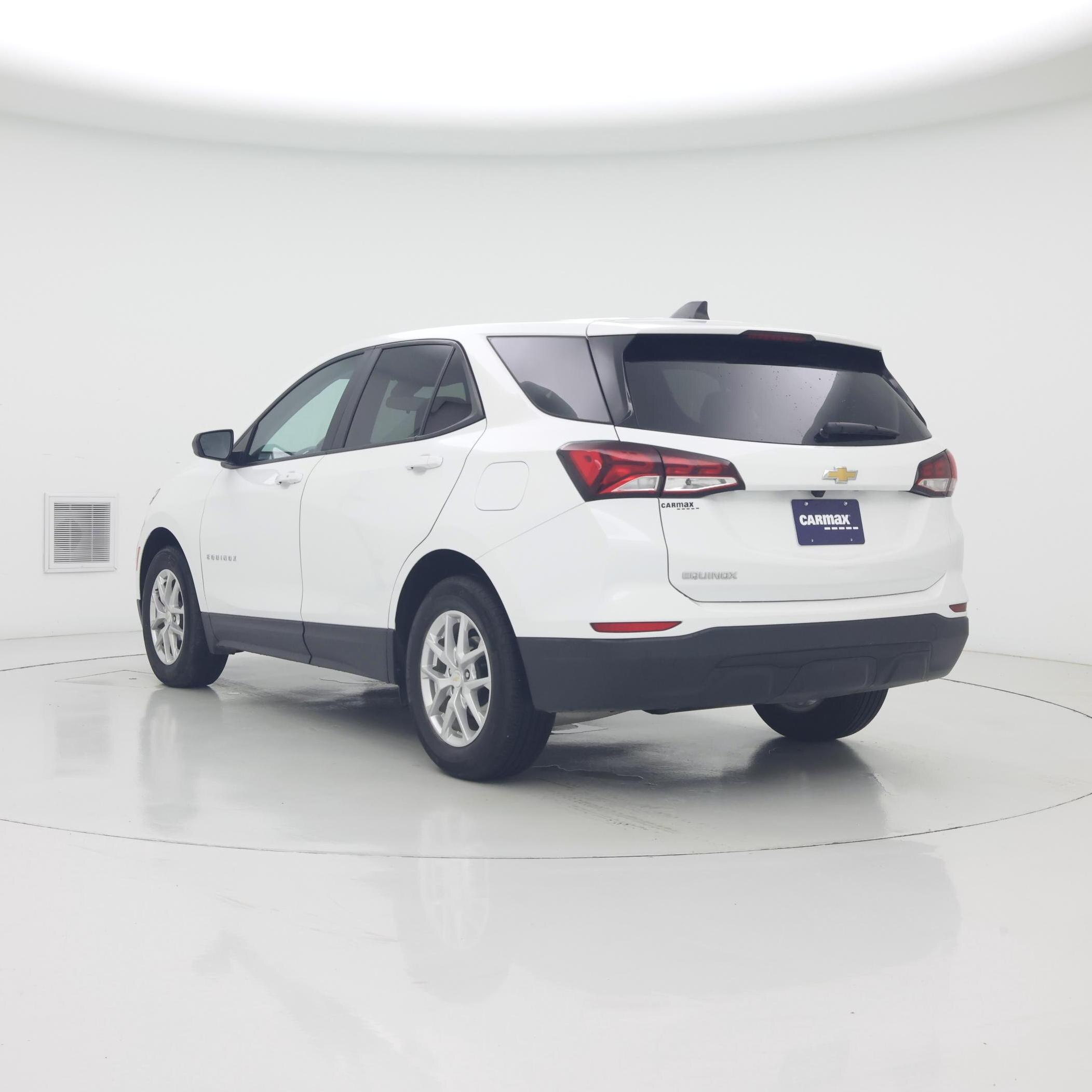 Thumbnail: 2022 Chevrolet Equinox - 2