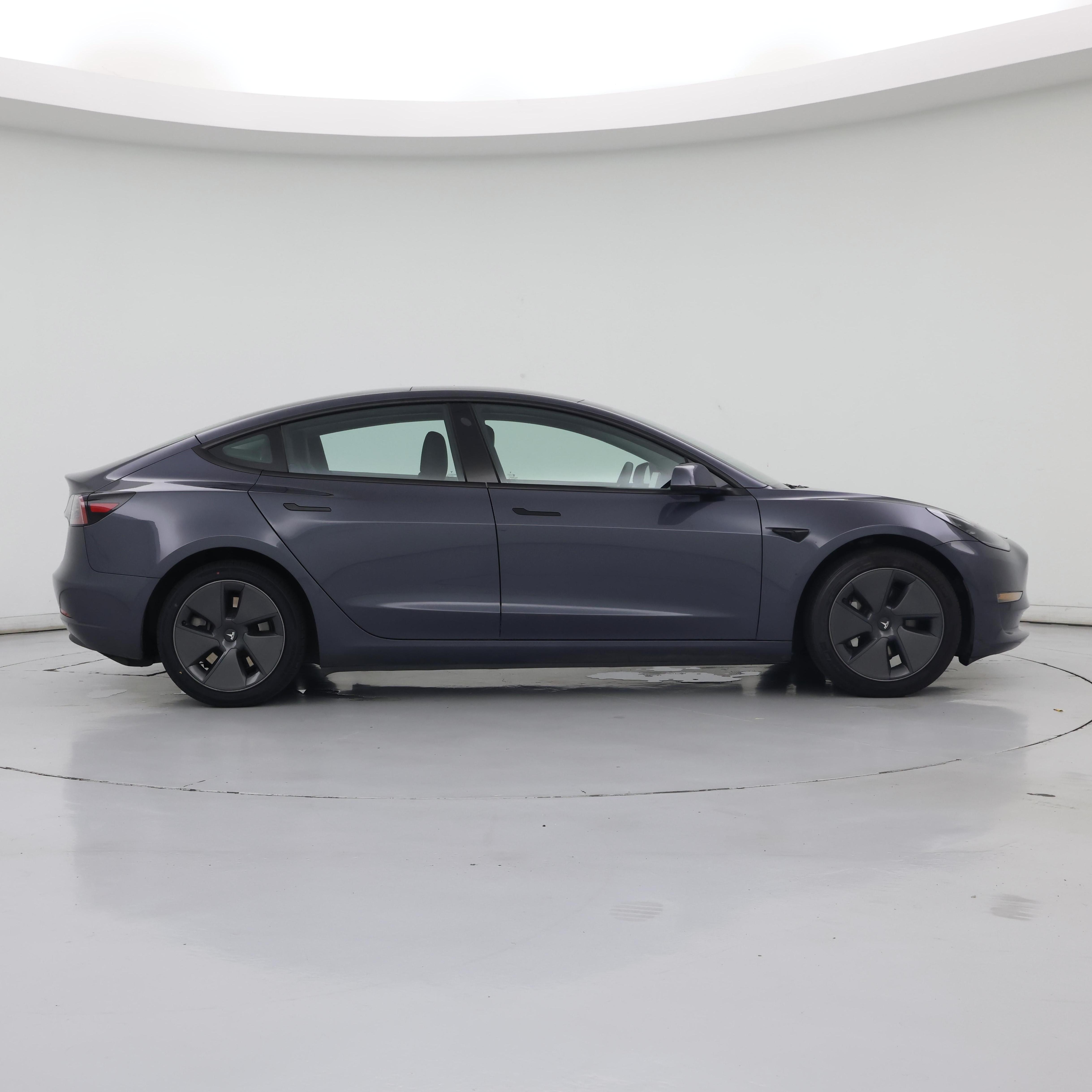 Thumbnail: 2023 Tesla Model 3 - 7