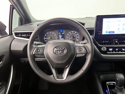 Steering Wheel & Instrument Cluster (On)