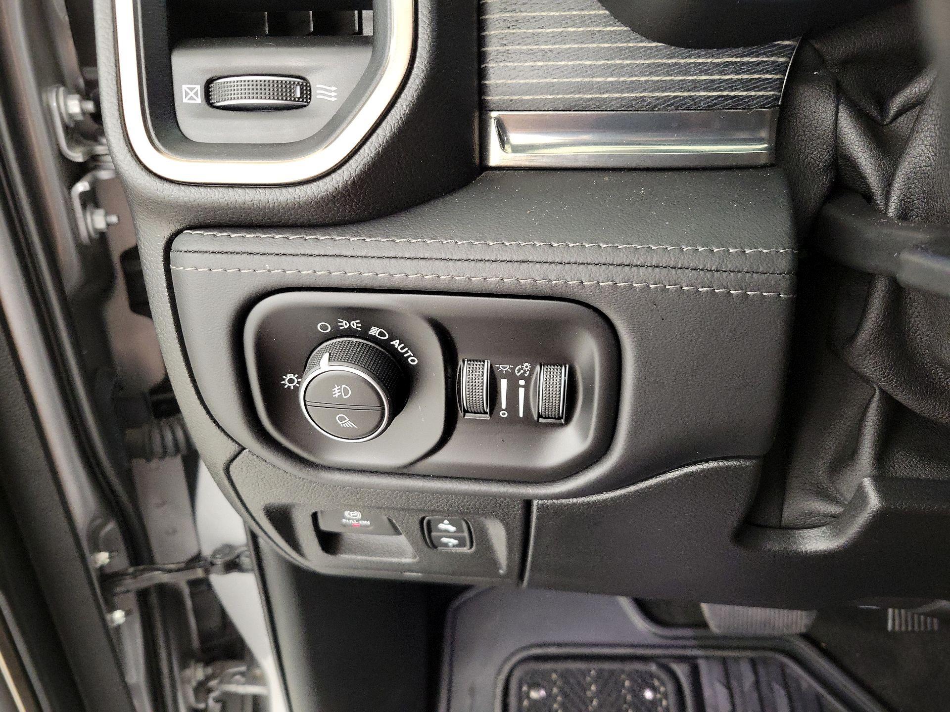 Thumbnail: 2020 RAM 1500 - 13