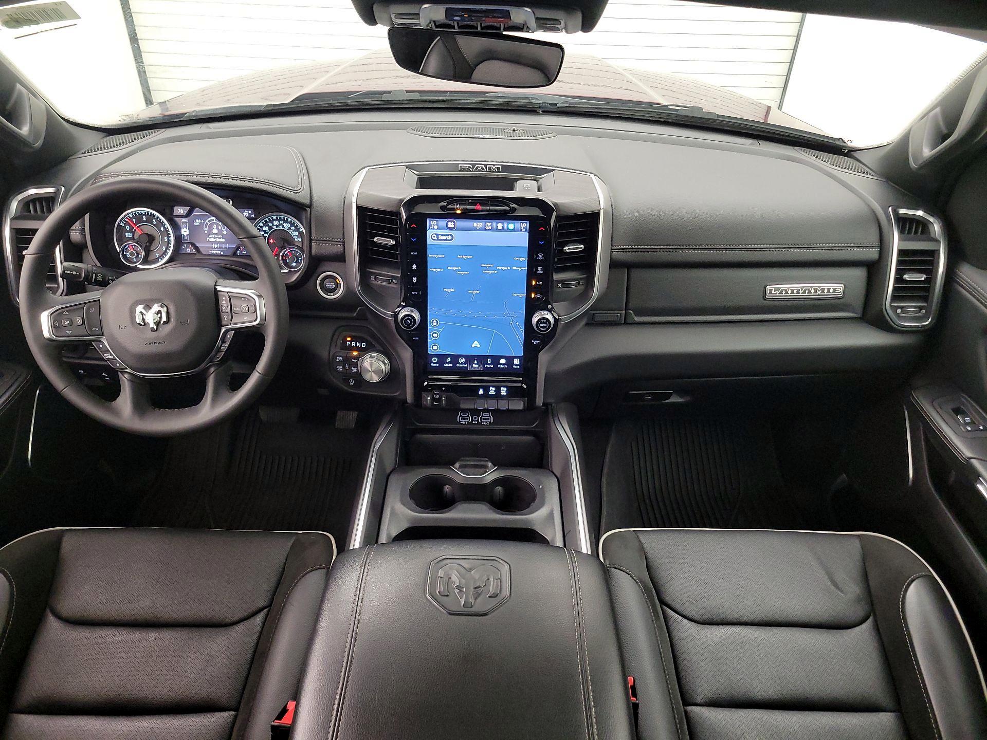 Thumbnail: 2025 RAM 1500 - 9