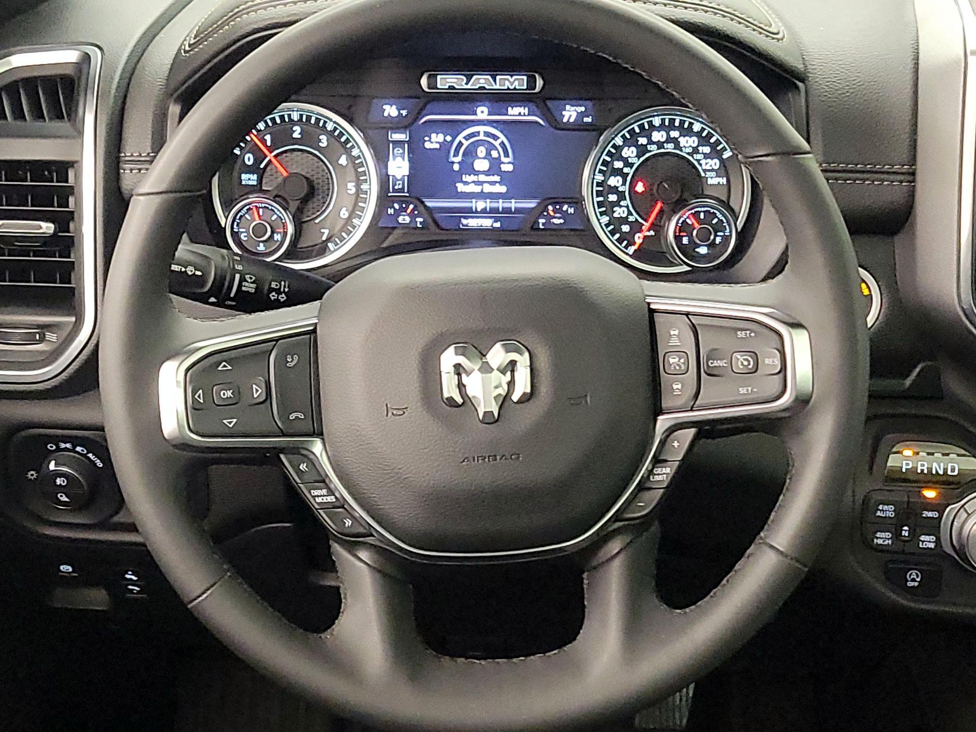 Thumbnail: 2025 RAM 1500 - 10