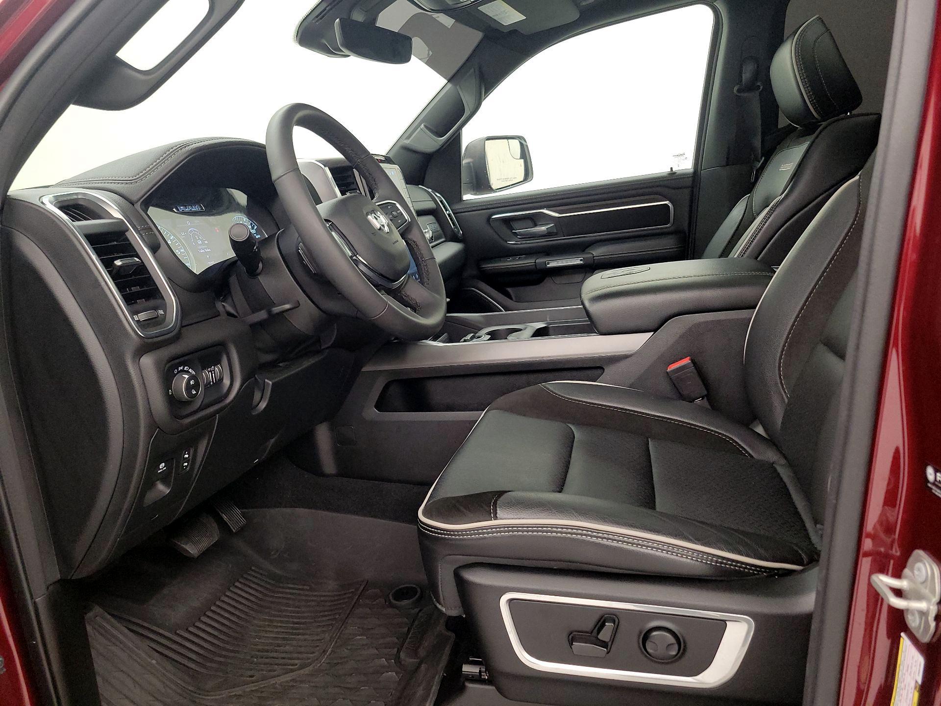 Thumbnail: 2025 RAM 1500 - 11