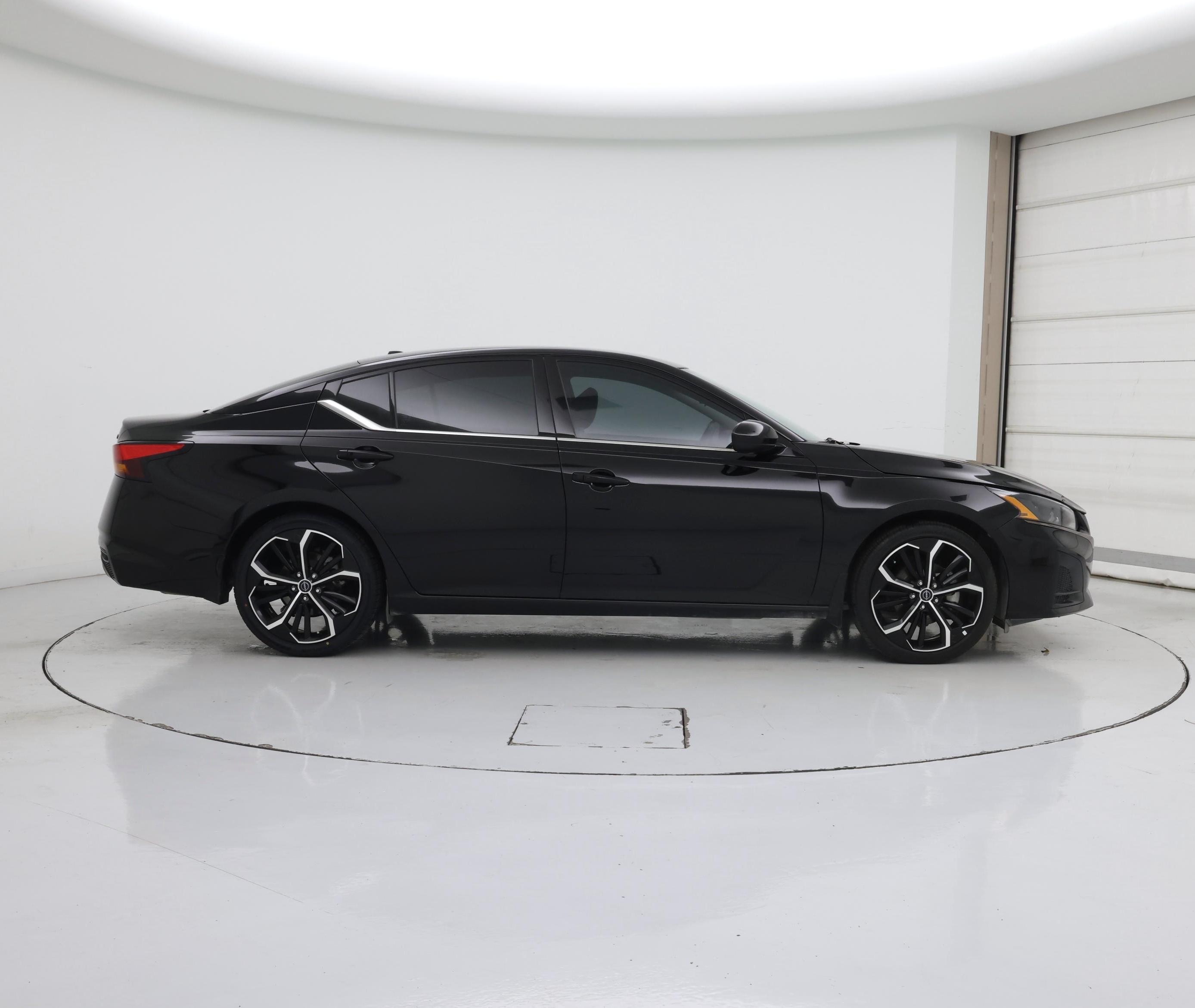 Thumbnail: 2024 Nissan Altima - 7