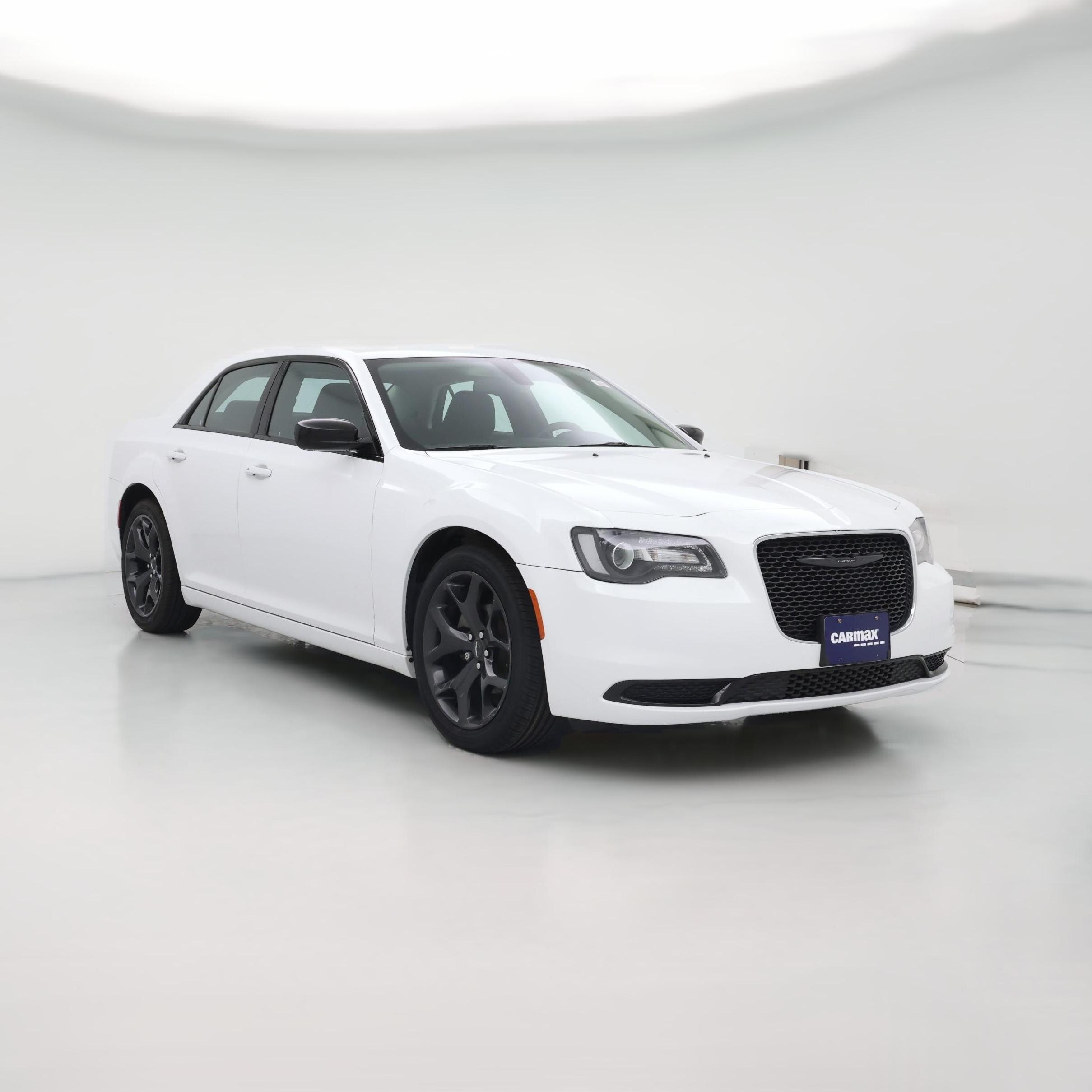 Thumbnail: 2022 Chrysler 300 - 1