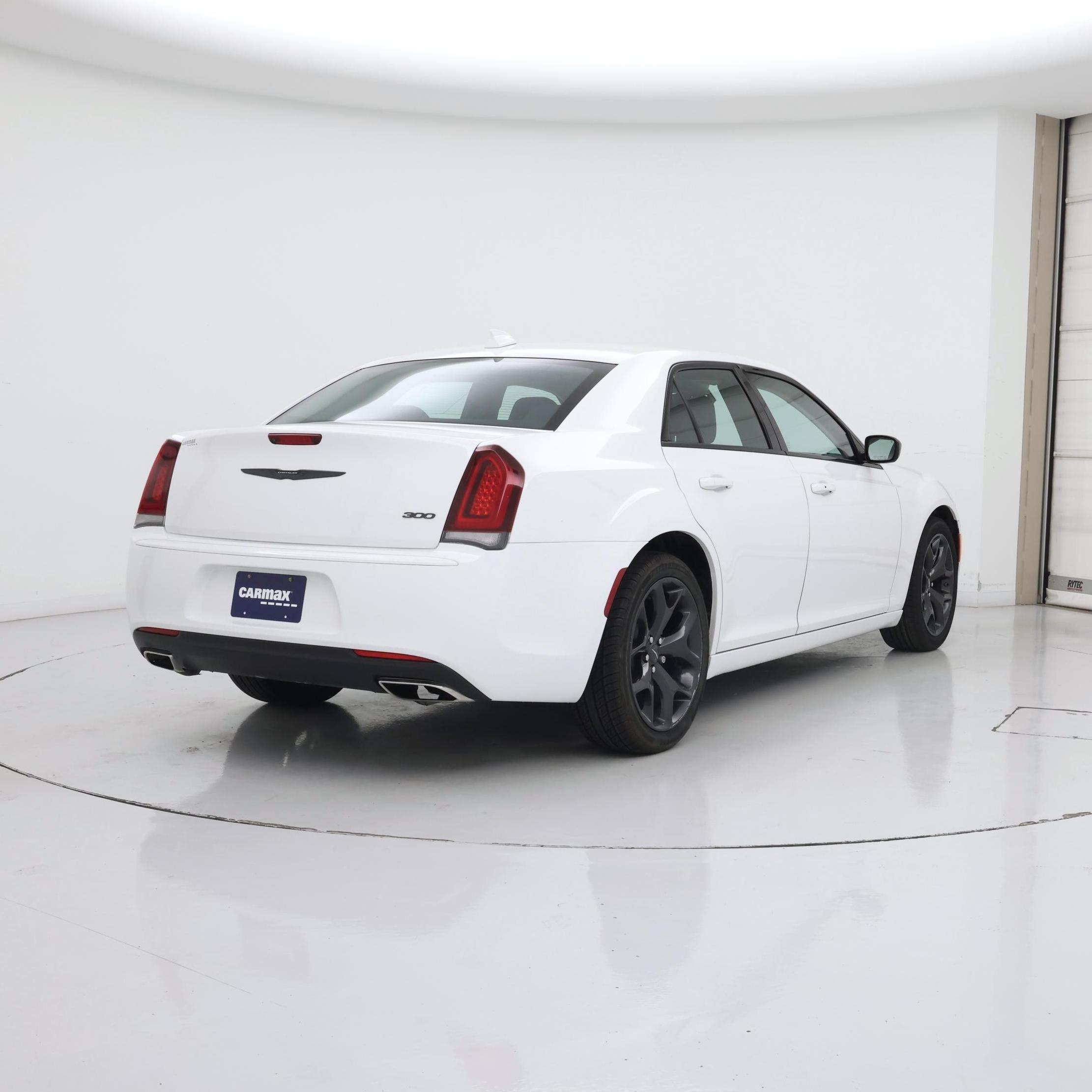 Thumbnail: 2022 Chrysler 300 - 8