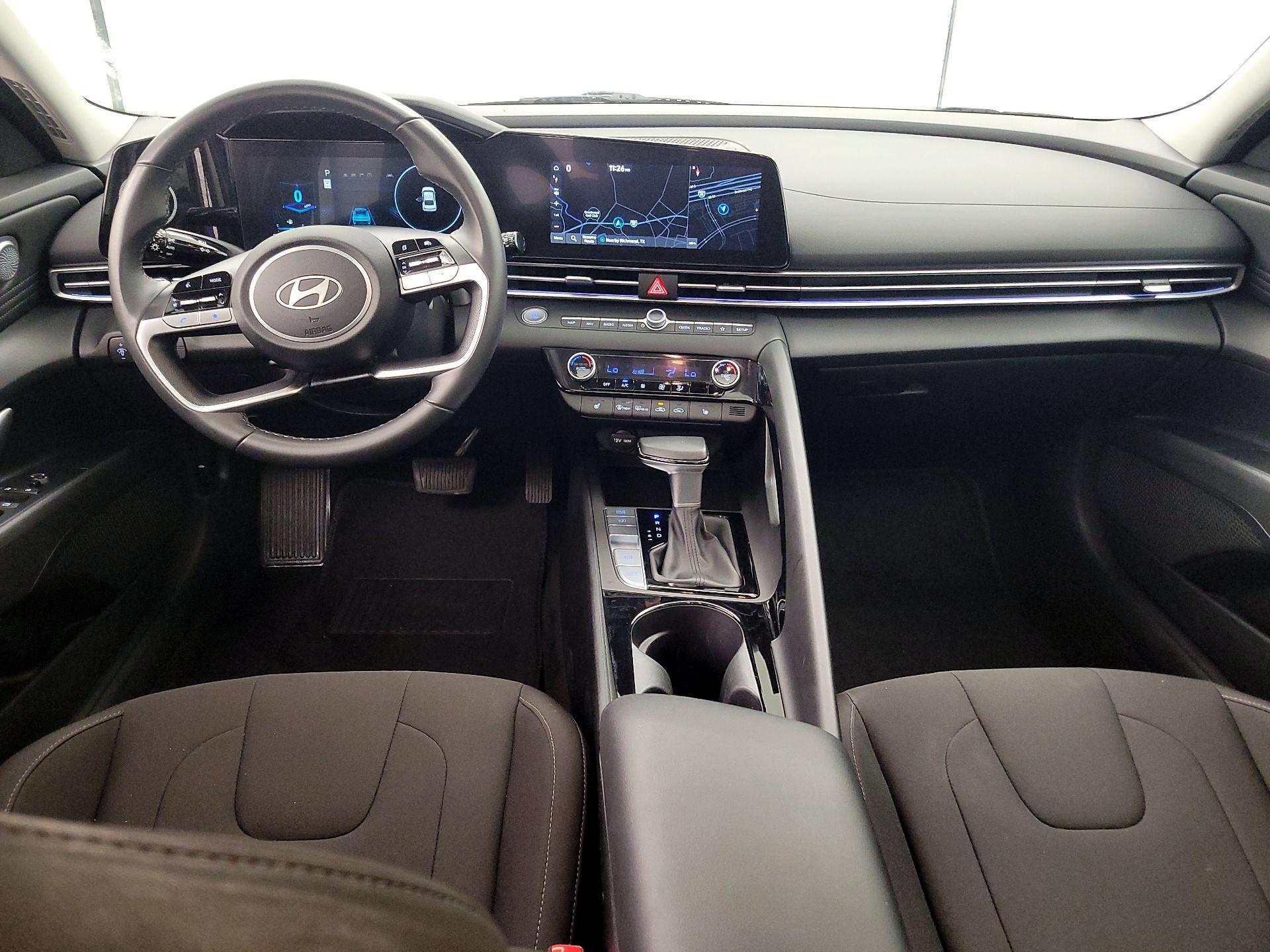Thumbnail: 2025 Hyundai Elantra - 9