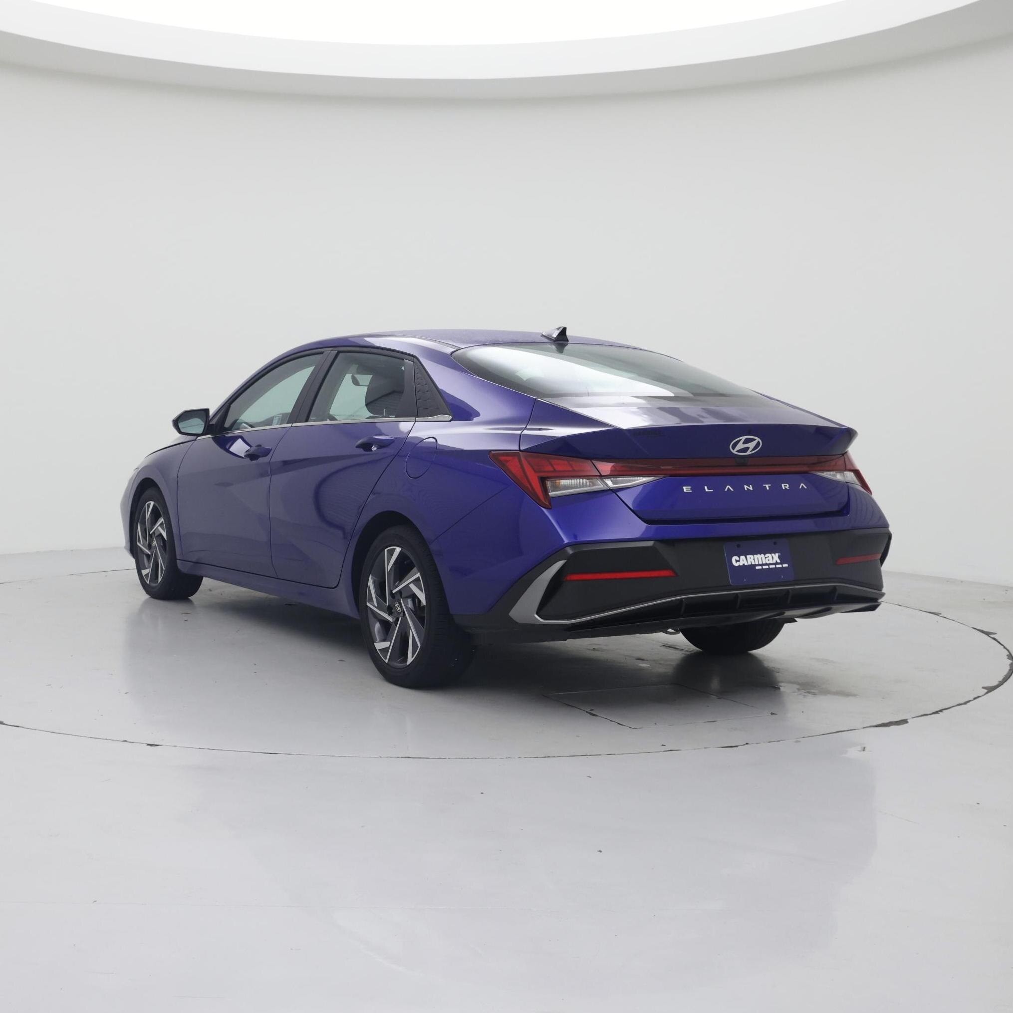 Thumbnail: 2025 Hyundai Elantra - 2