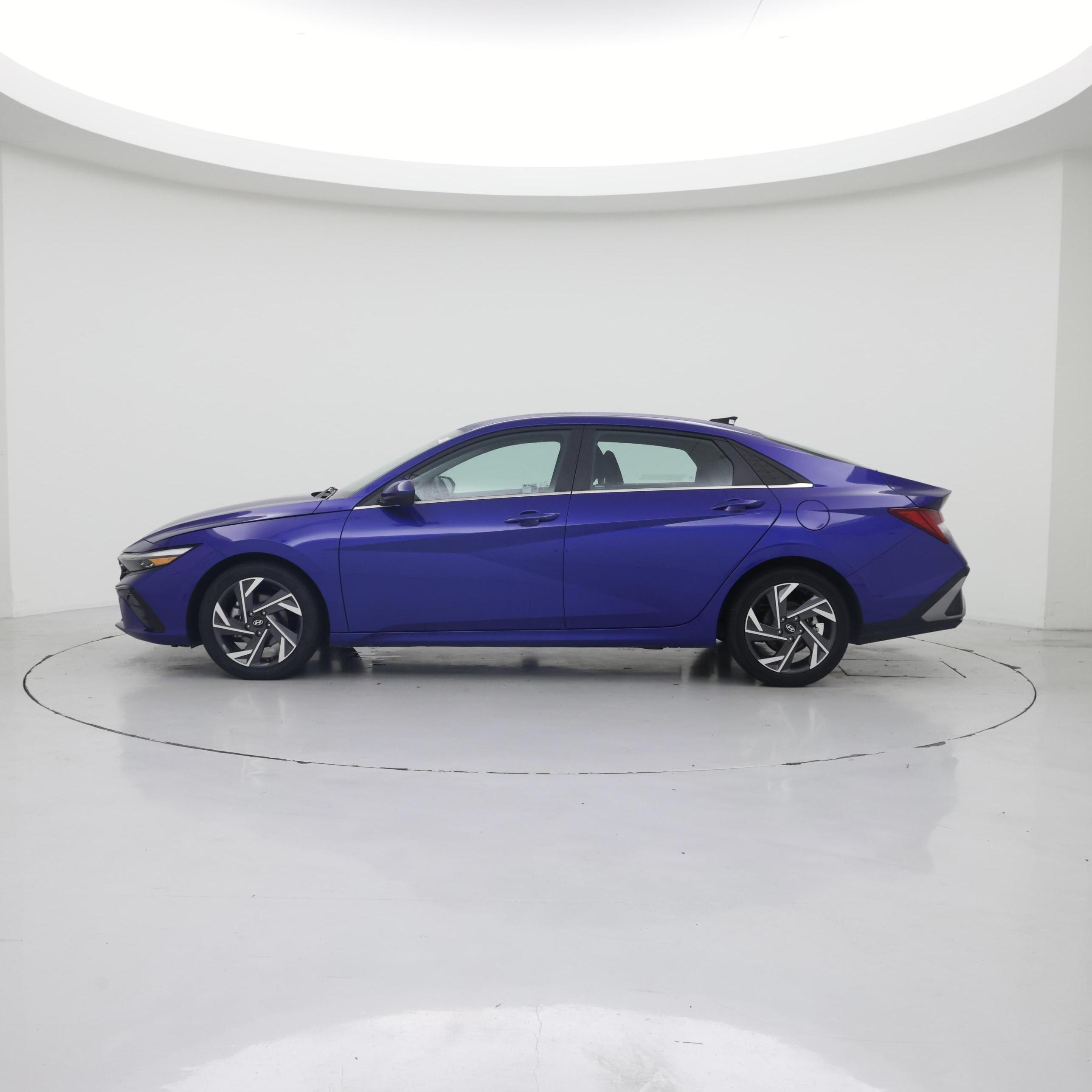 Thumbnail: 2025 Hyundai Elantra - 3